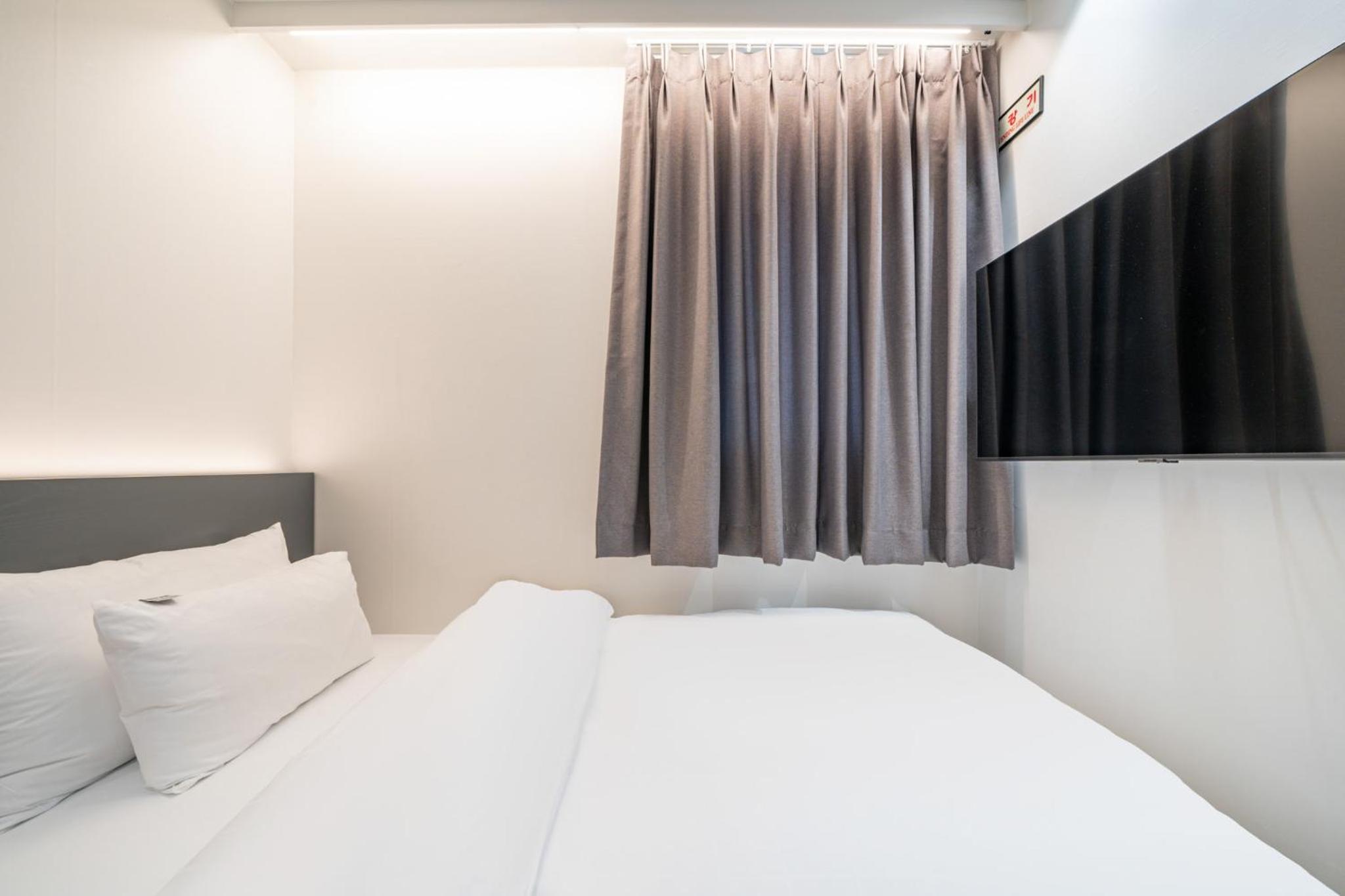 Single Room - Photo 4