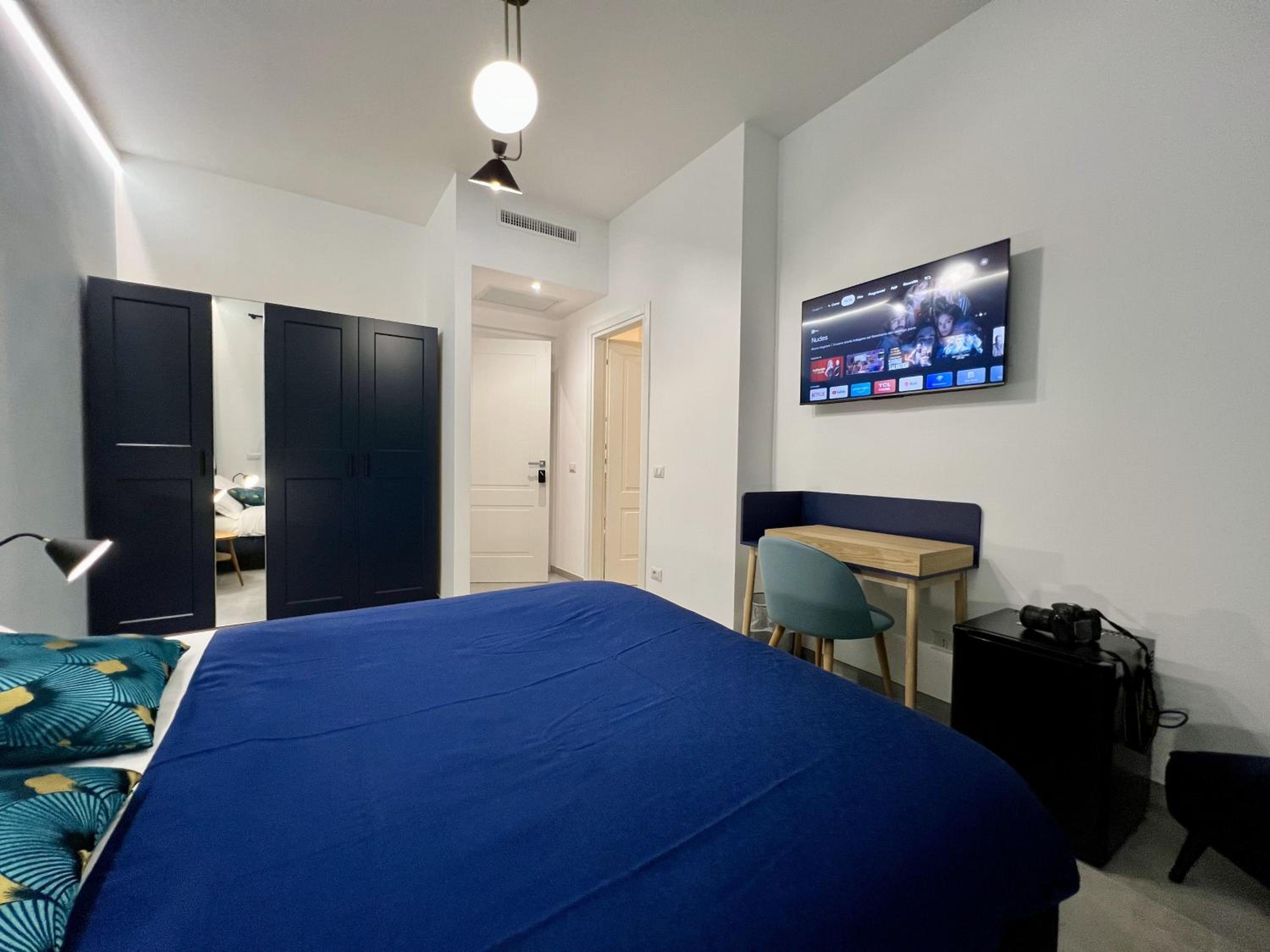 Standard Double Room photo 3