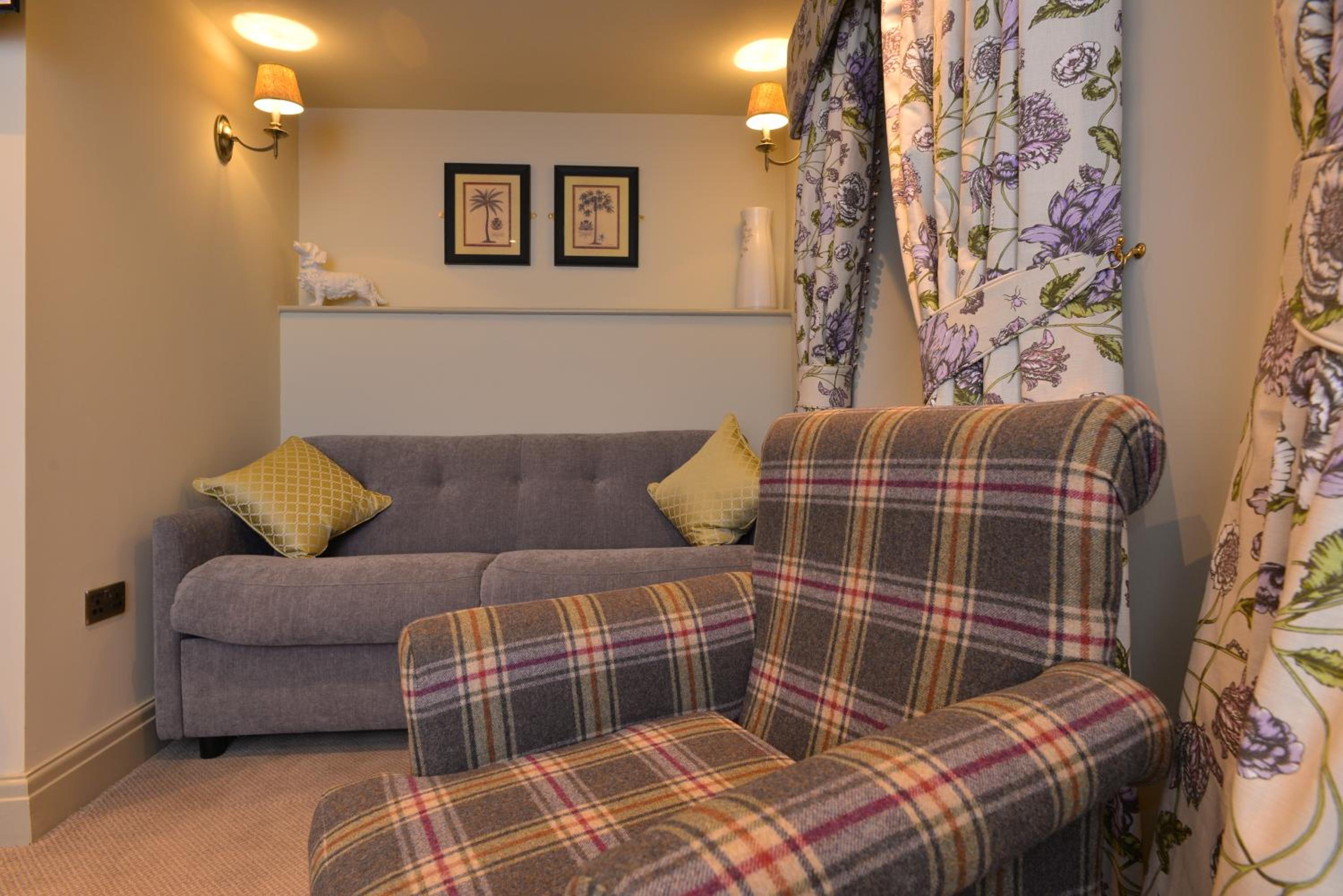 Suite - Photo 2