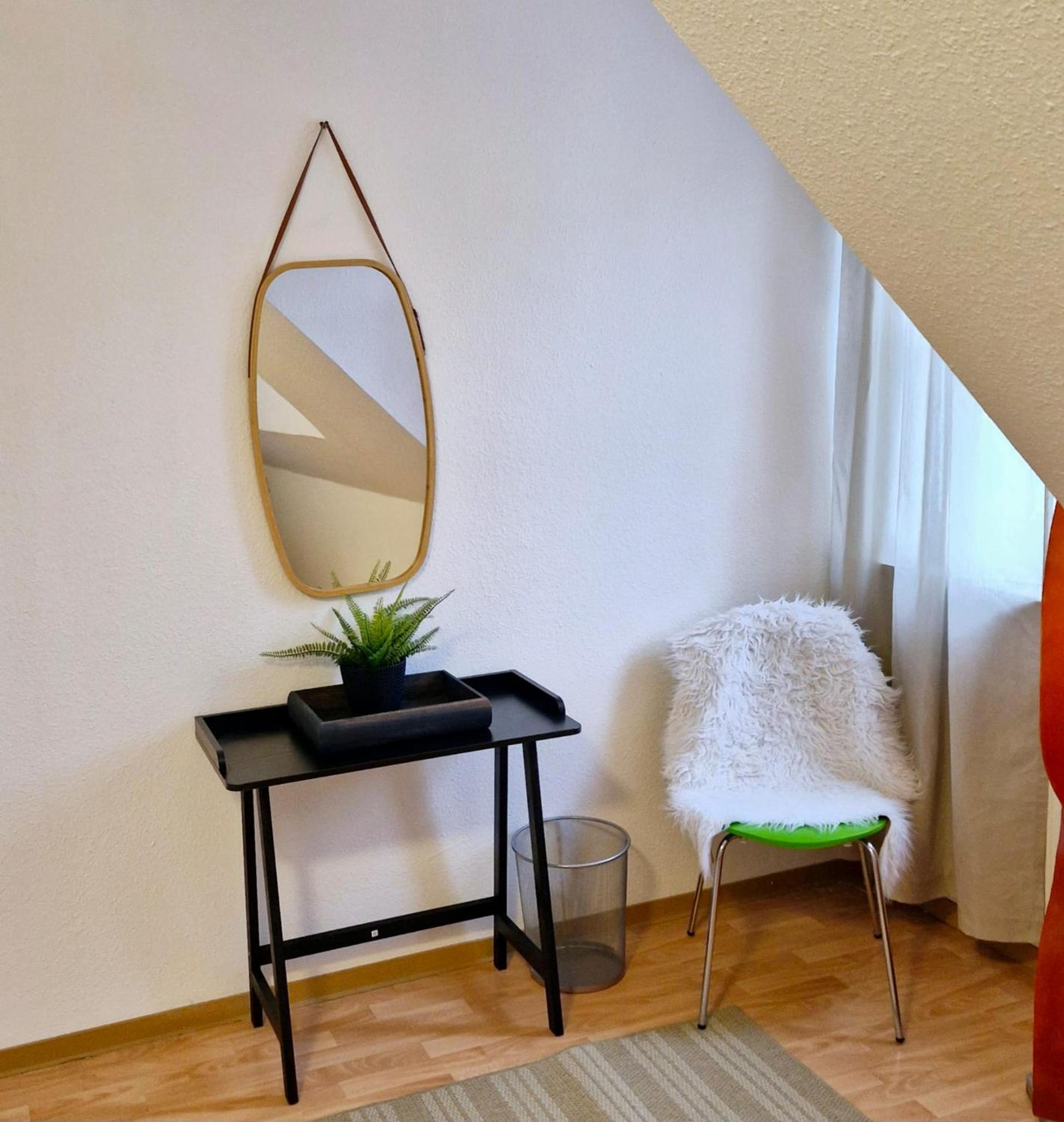 Four-Bedroom Apartment with Balcony  photo 1