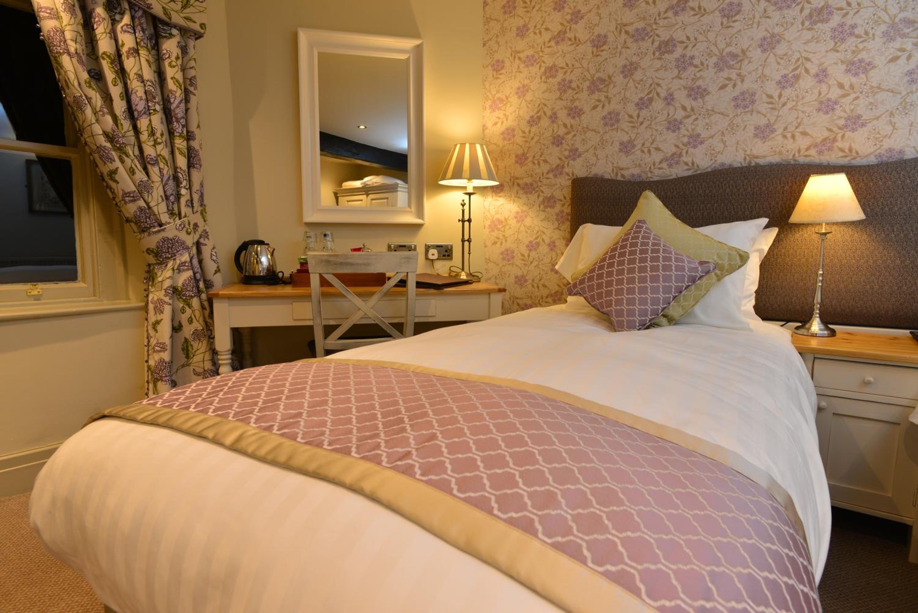 Suite - Photo 5