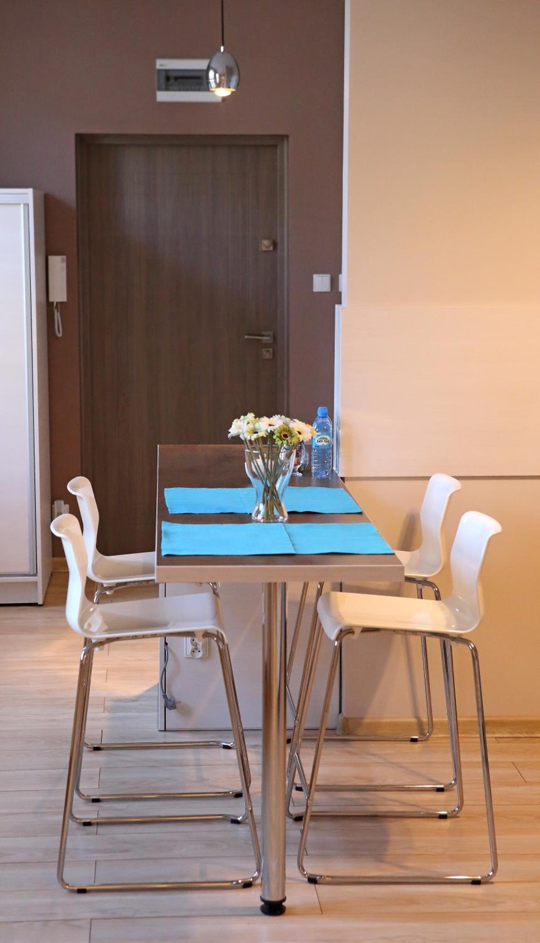 Studio Apartment - Photo 18