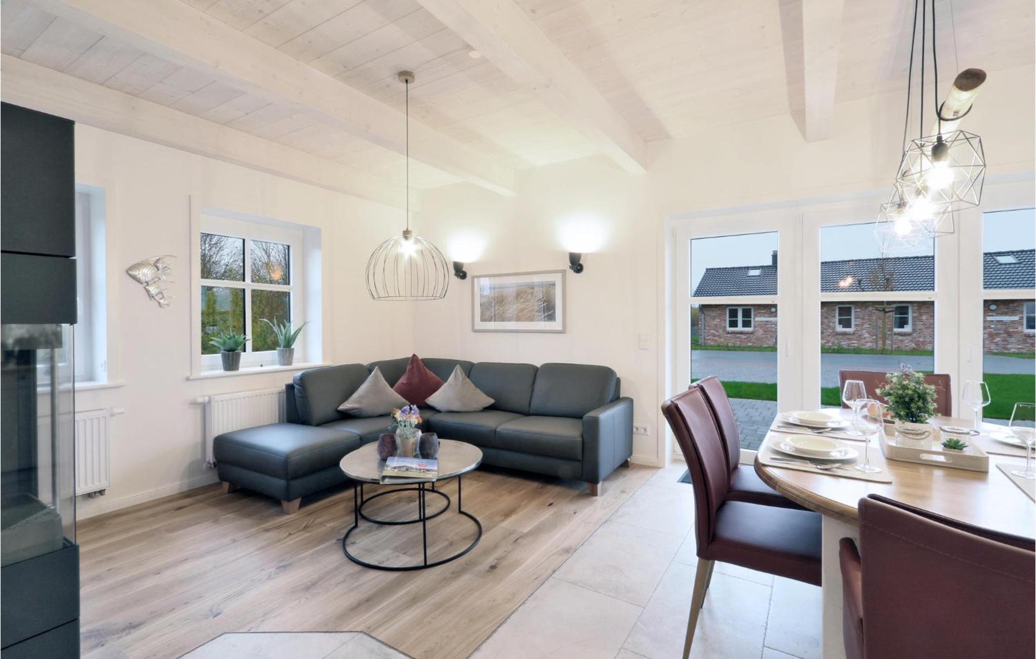 Three-Bedroom Vacation Home  photo 1
