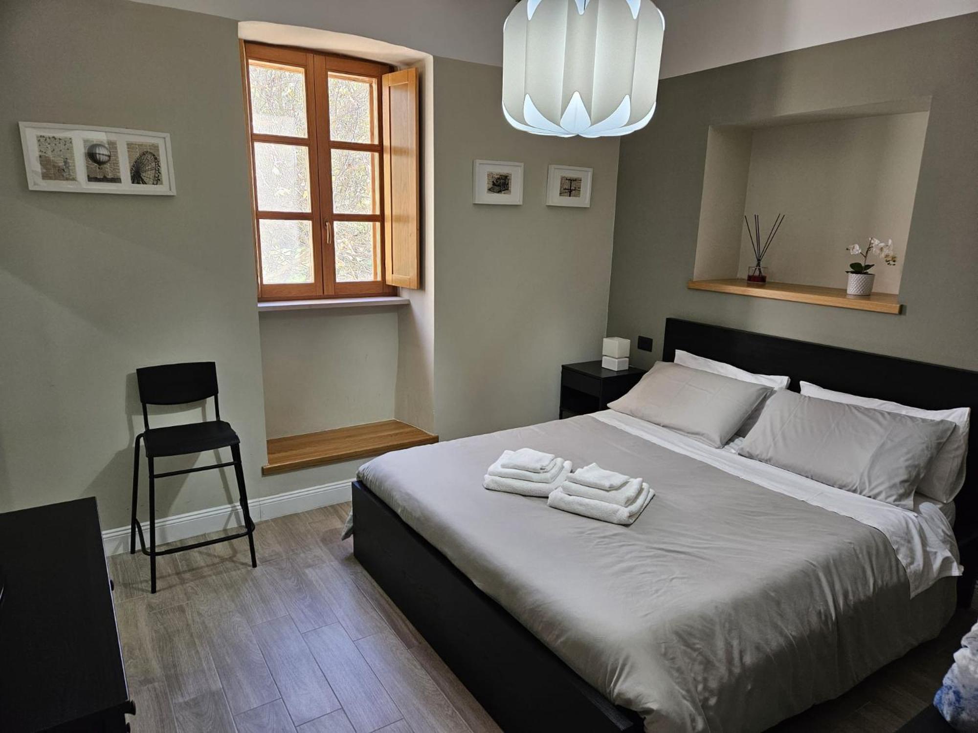 Double Room with Private Bathroom photo 1