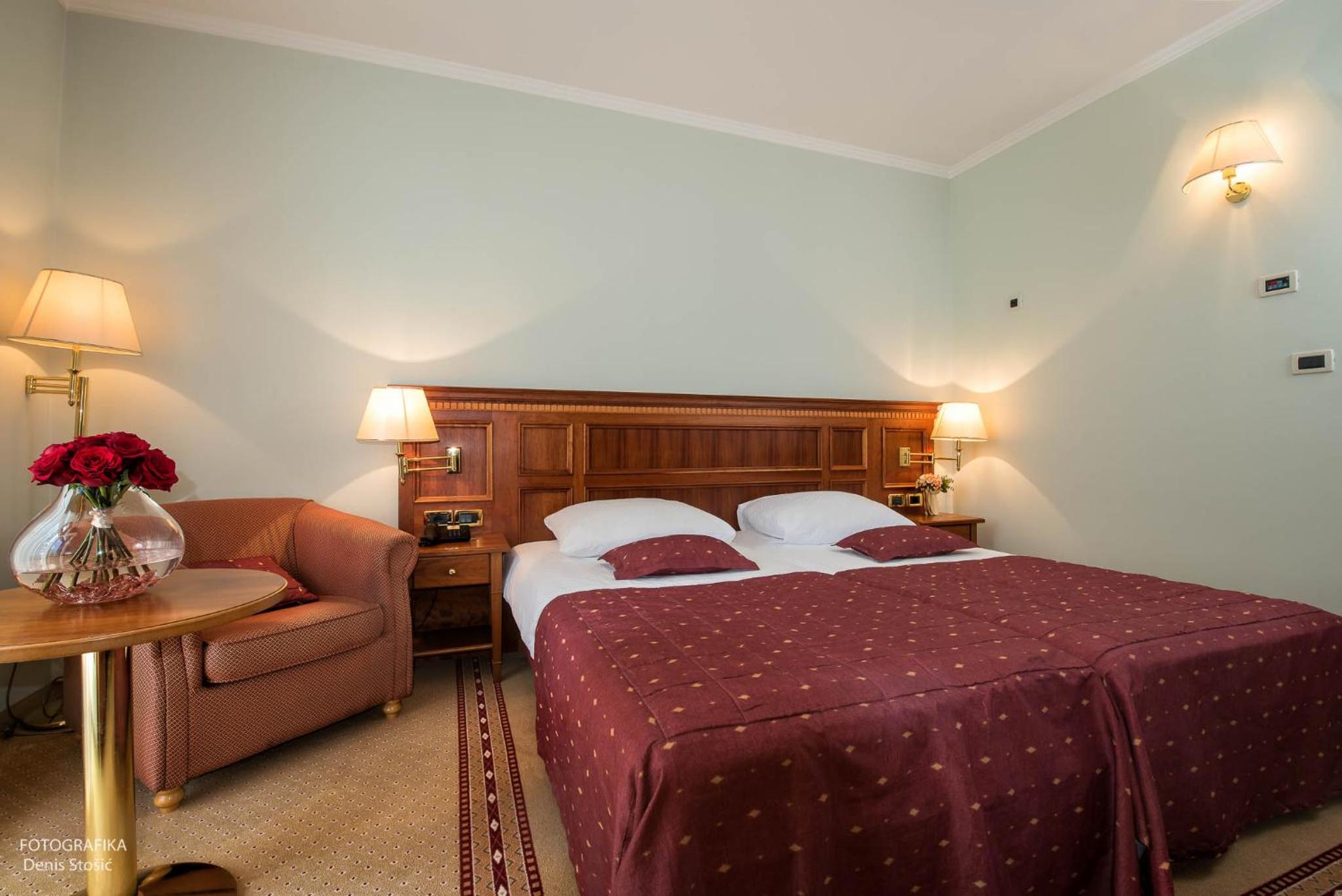 Superior Double or Twin Room - Photo 3