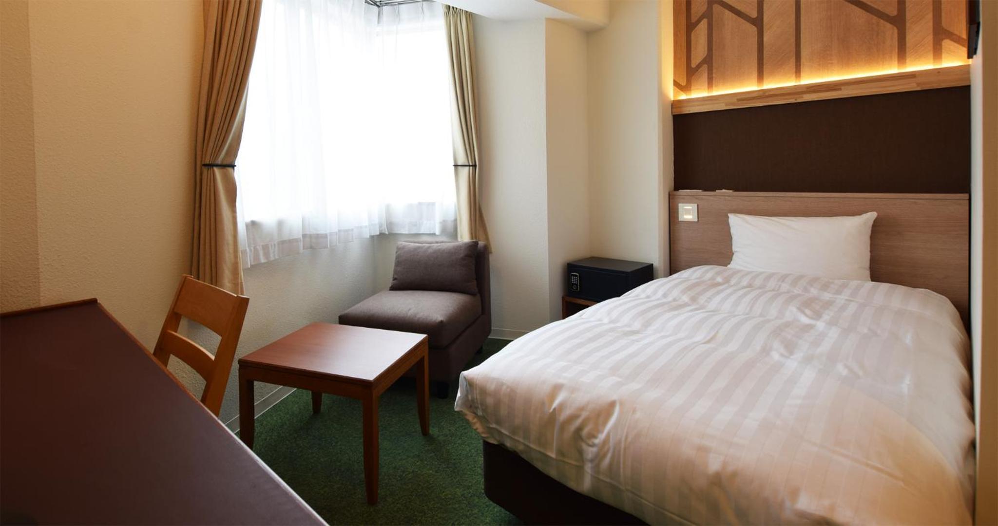 Single Room - Non-Smoking