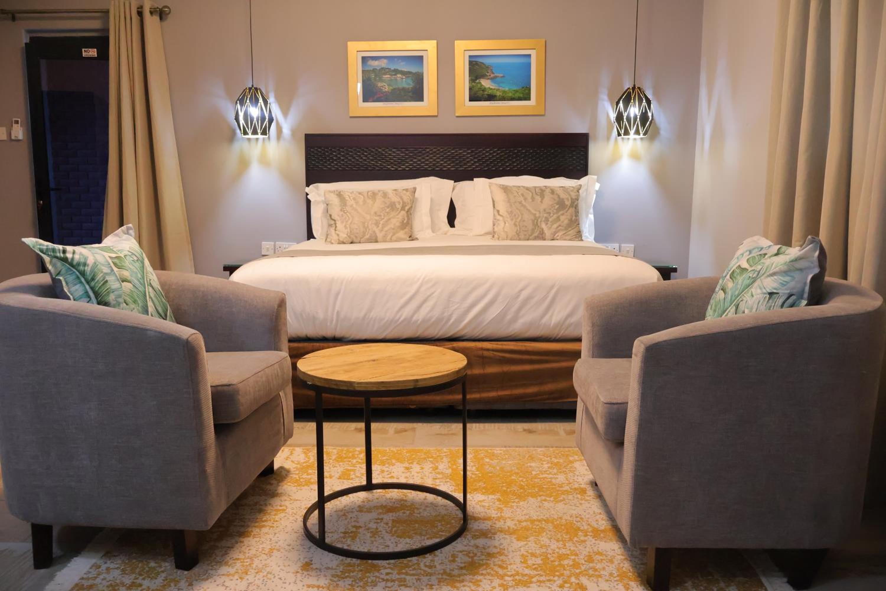 Superior Queen Room photo 1