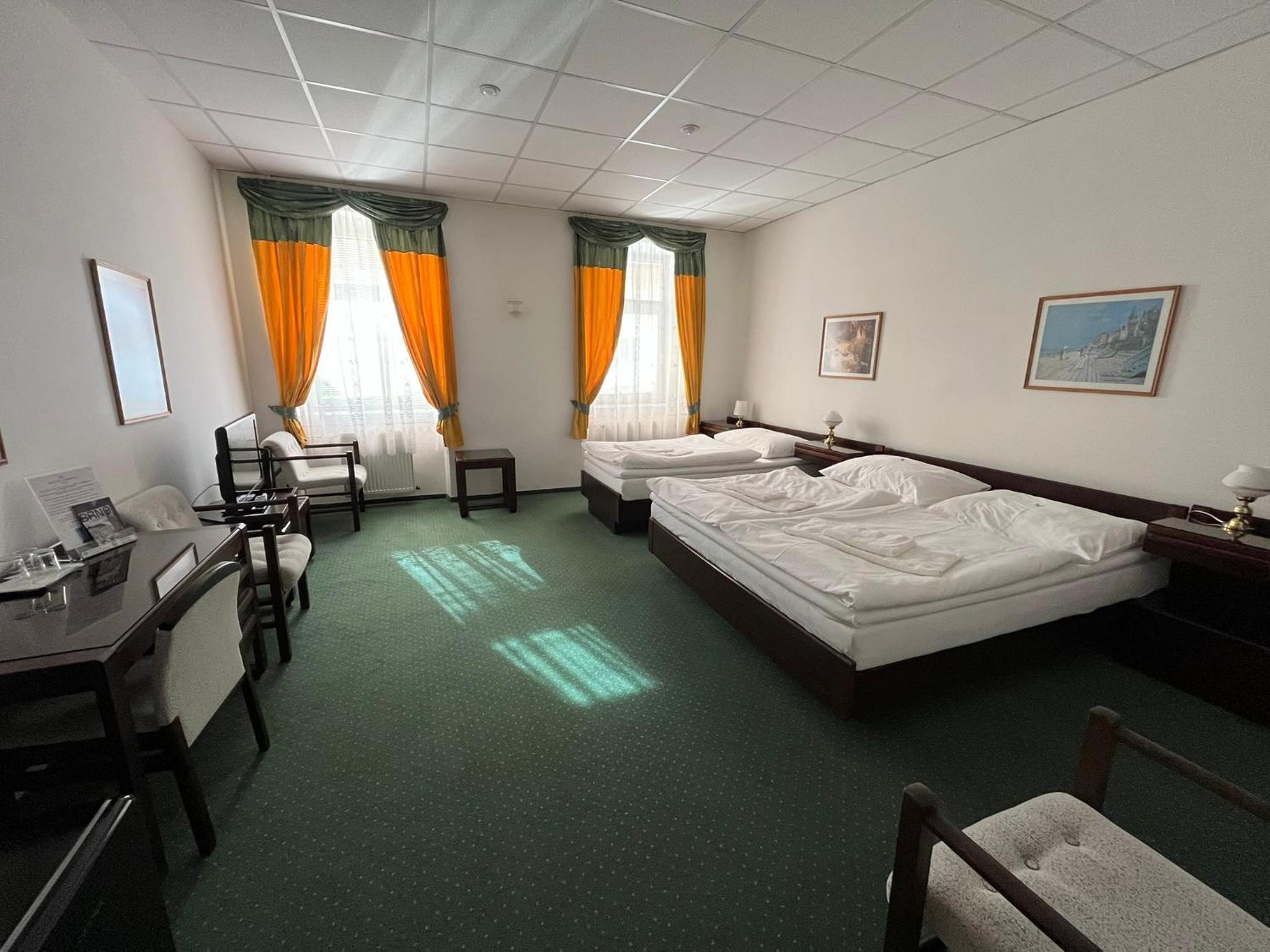 Triple Room - Photo 2