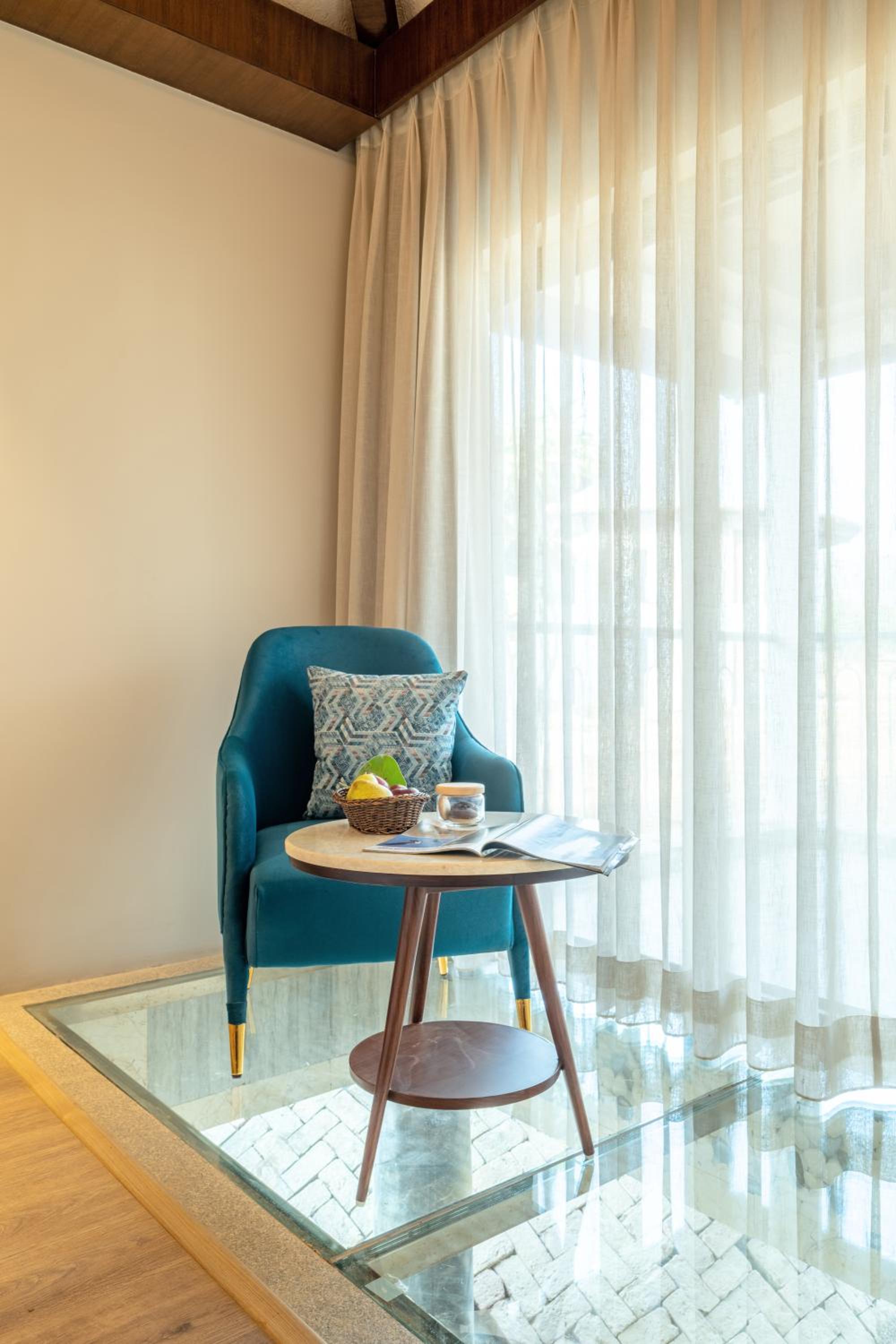Lagoon Villa: 10% discount on Food & Beverages (excluding In-Room Dining and Liquor), 10% discount on Spa Services, Laundry Services, Complimentary Happy Hour Offer – Buy 1 Get 1 Free, available daily from 11:00 AM to 7:00 PM. - Photo 9