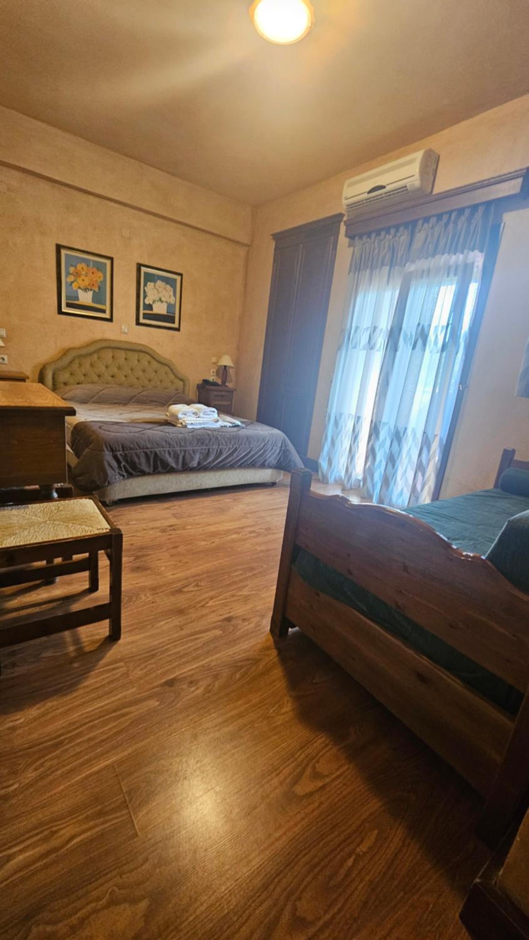Standard Double Room - Photo 15