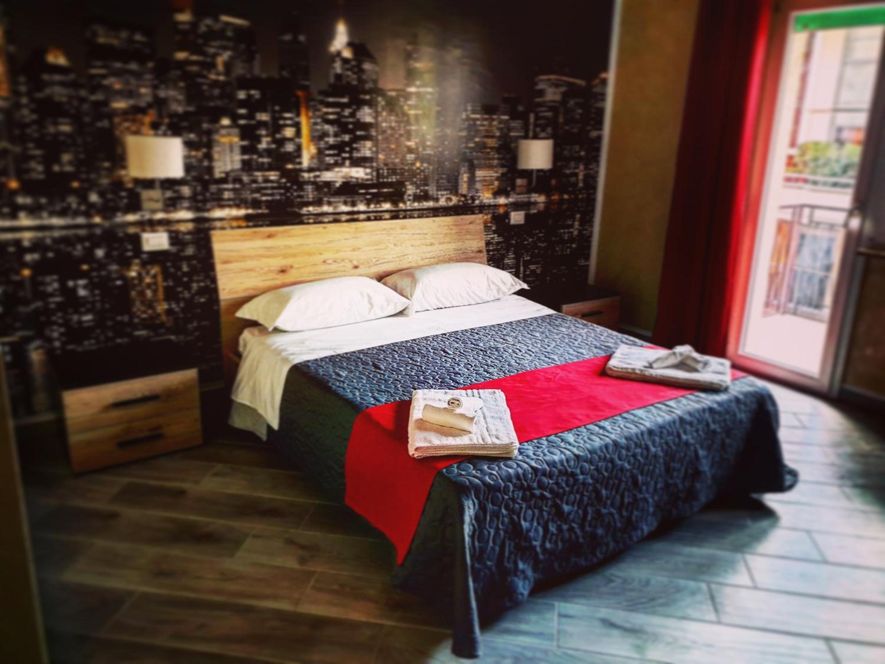 Standard Suite - Photo 1