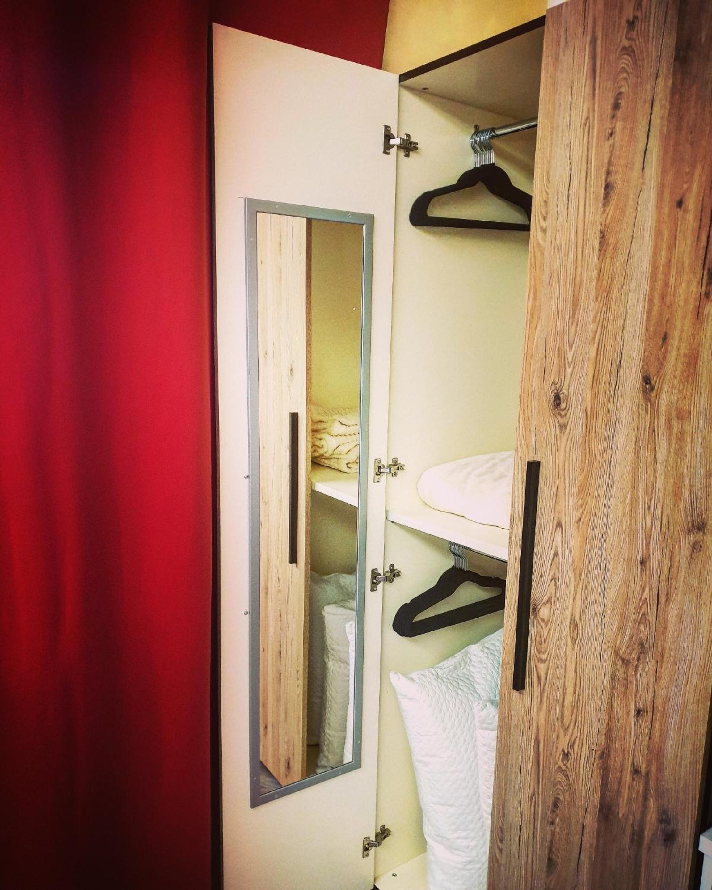 Standard Suite - Photo 10