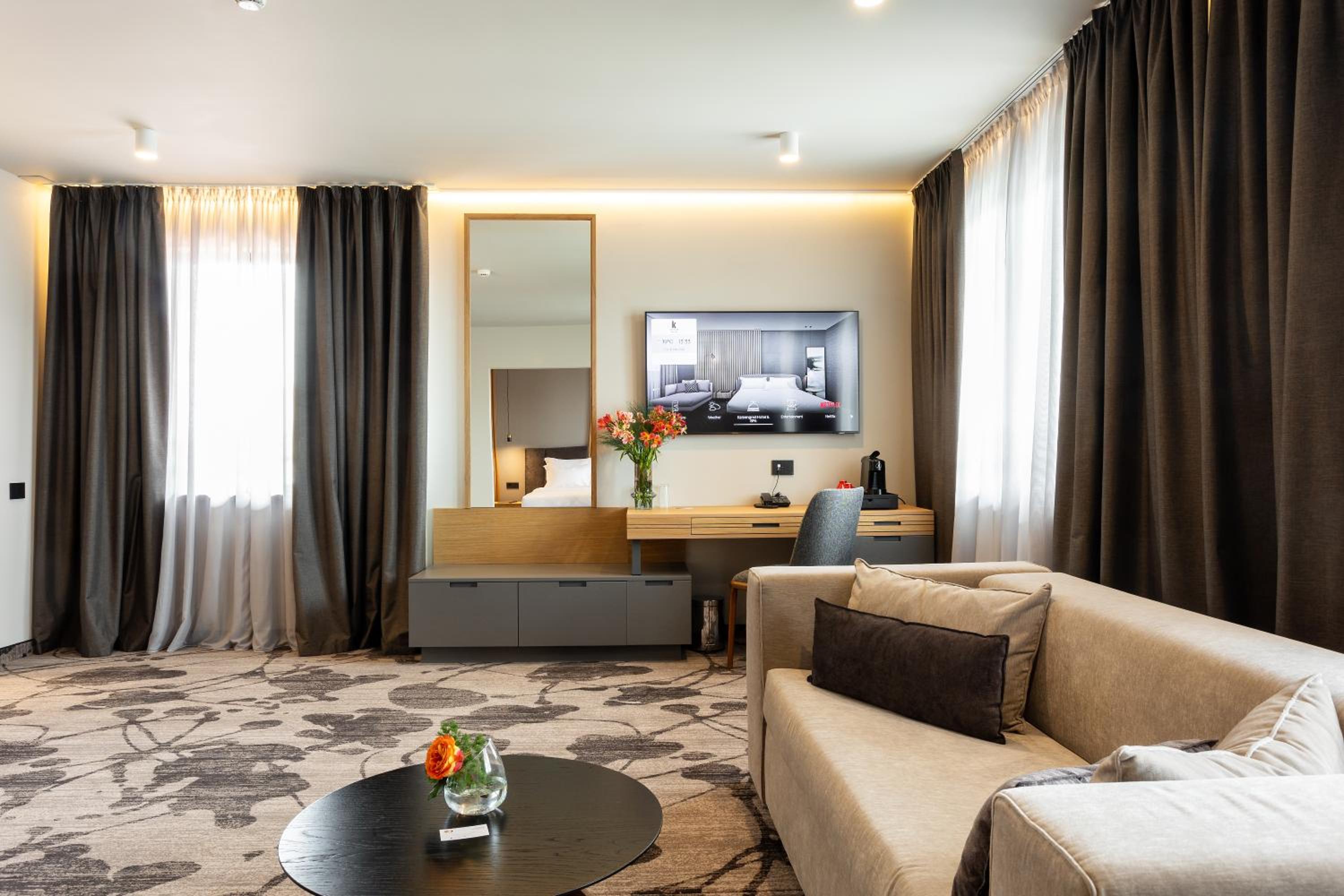 One-Bedroom Suite