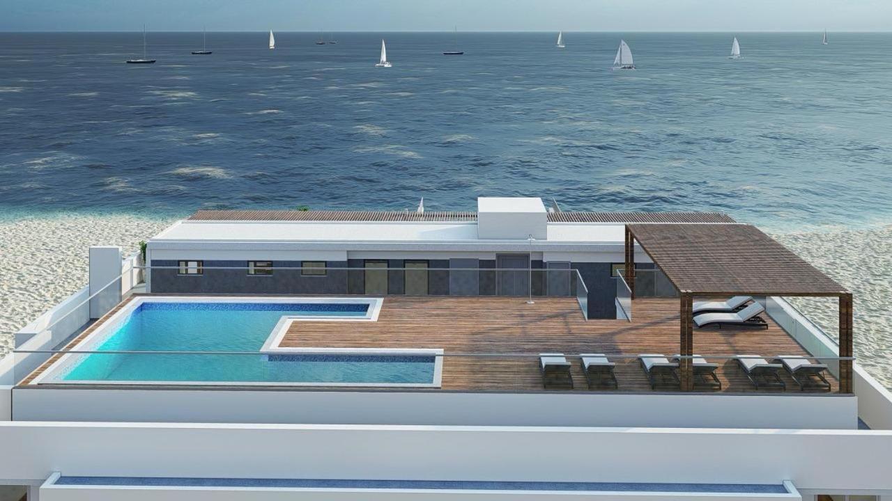 One-Bedroom Apartment - Oceanfront photo 2