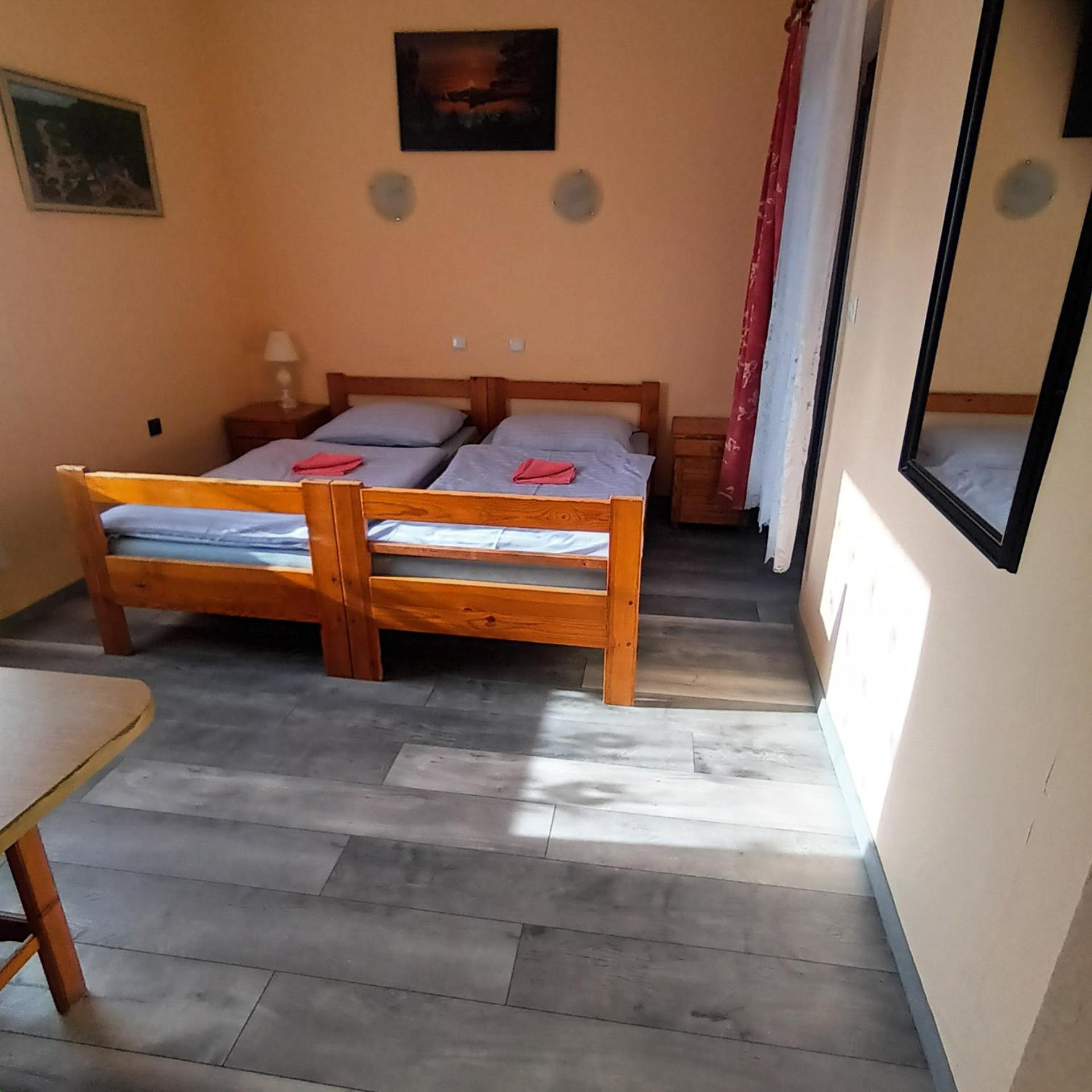 Large Double Room photo 1