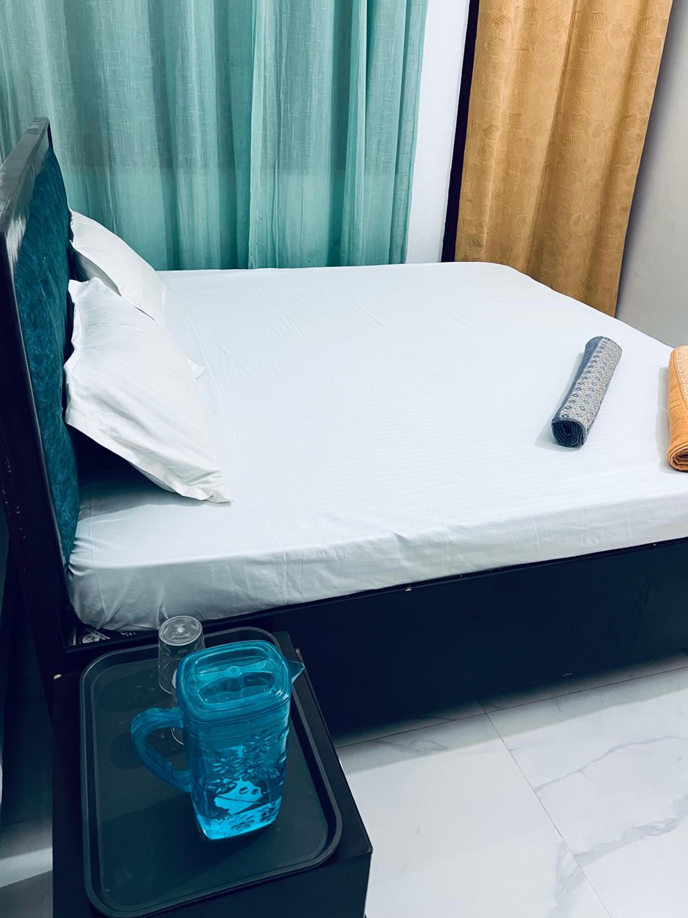 Budget Double Room photo 3