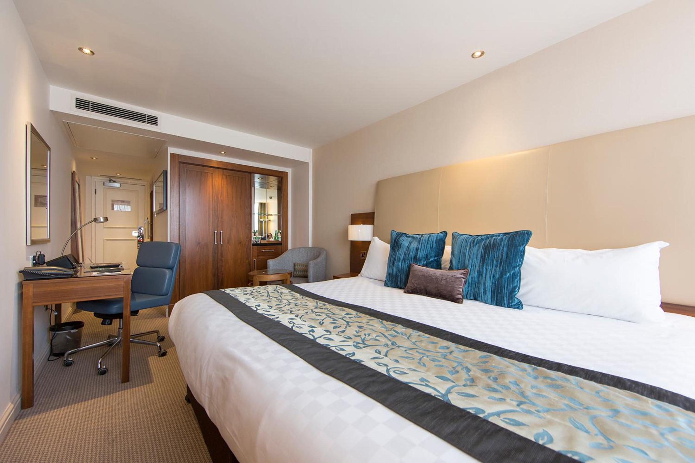 Executive King Room
