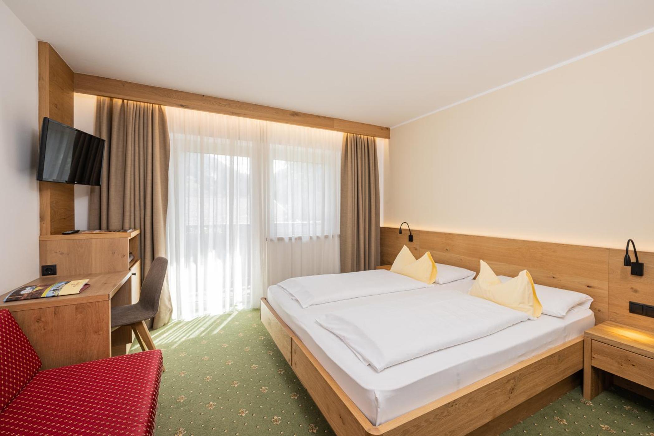 Double or Twin Room photo 1