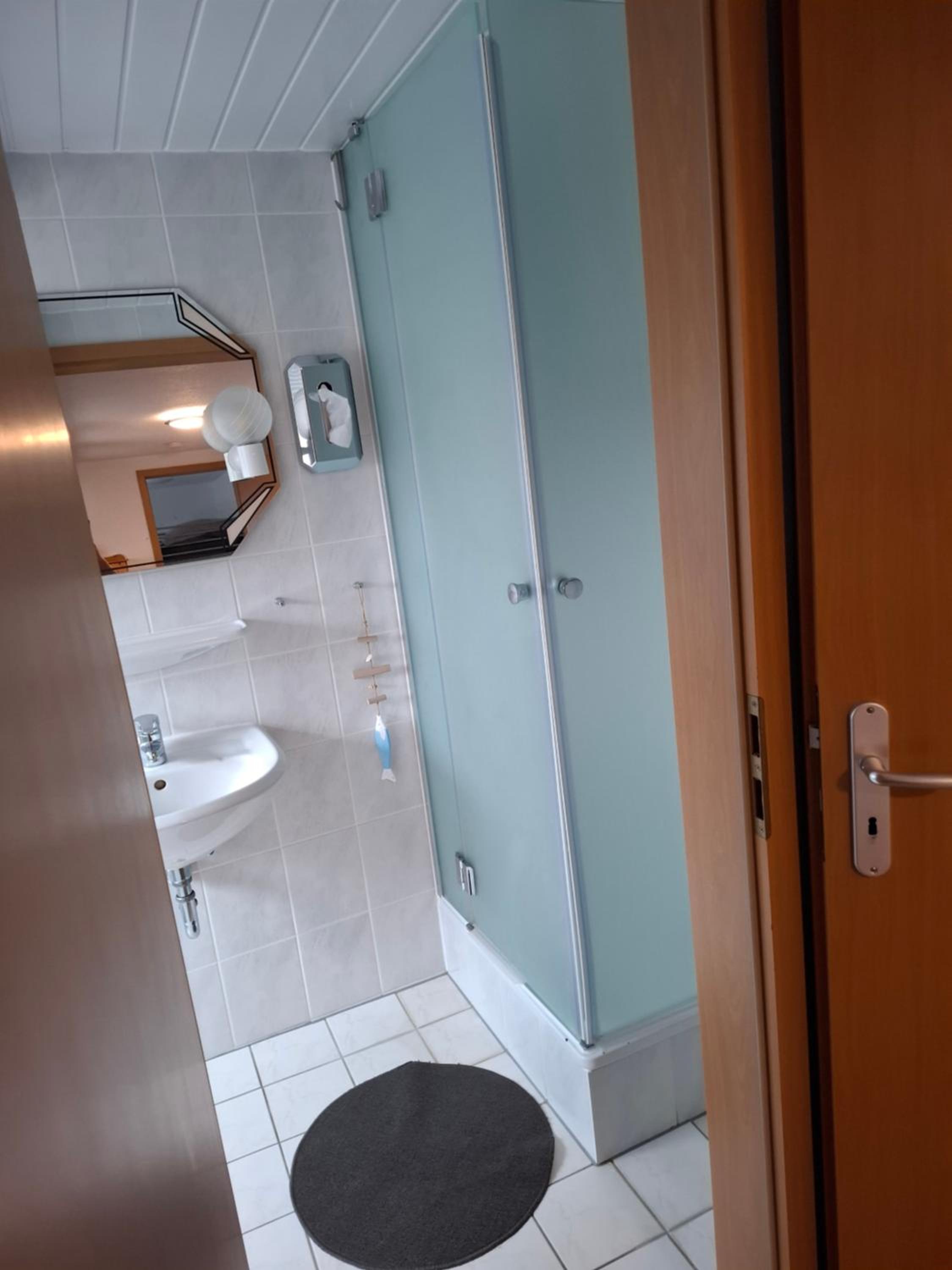 Family Room With Private Bathroom photo 3