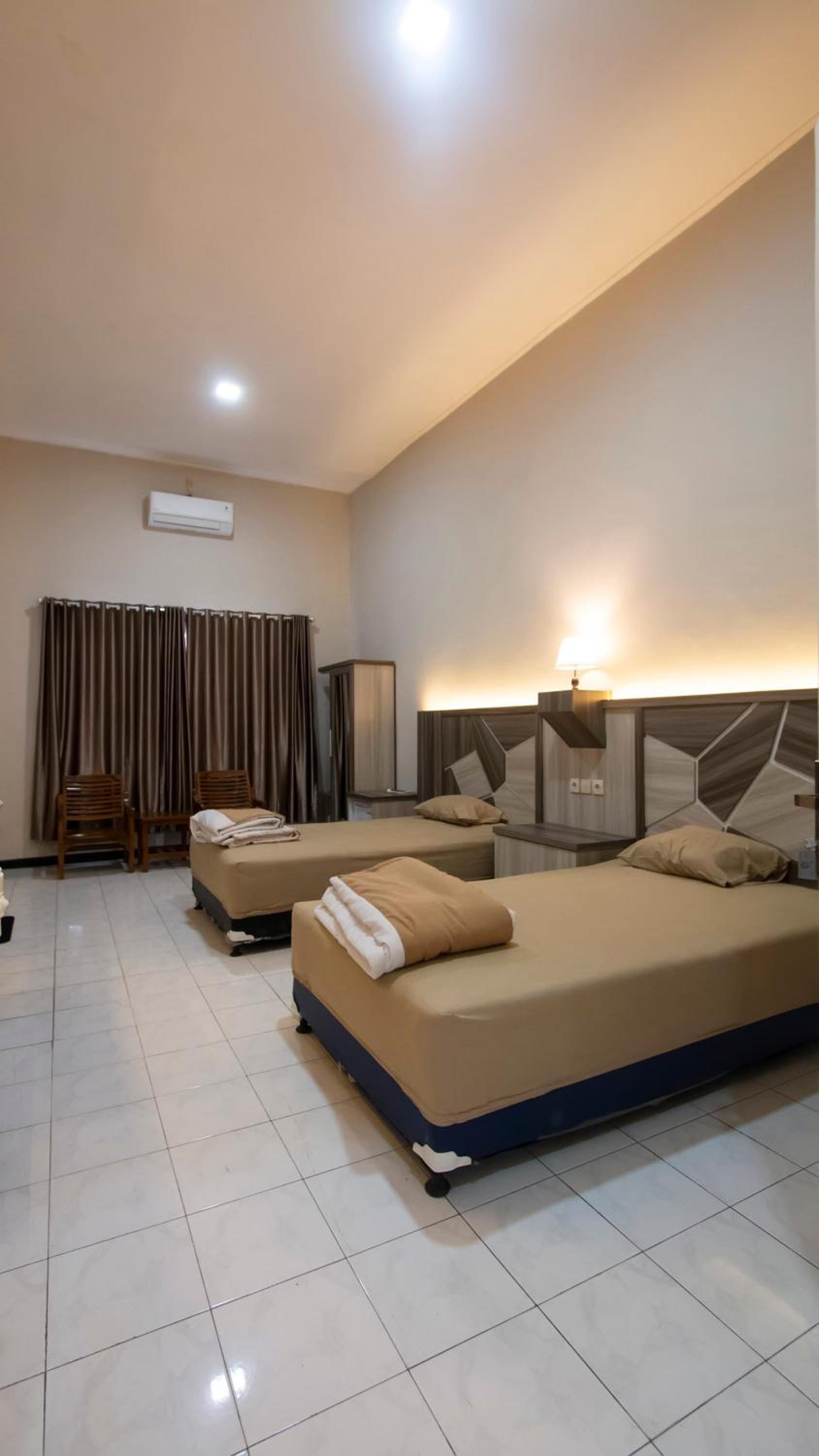 Standard Twin Room photo 1