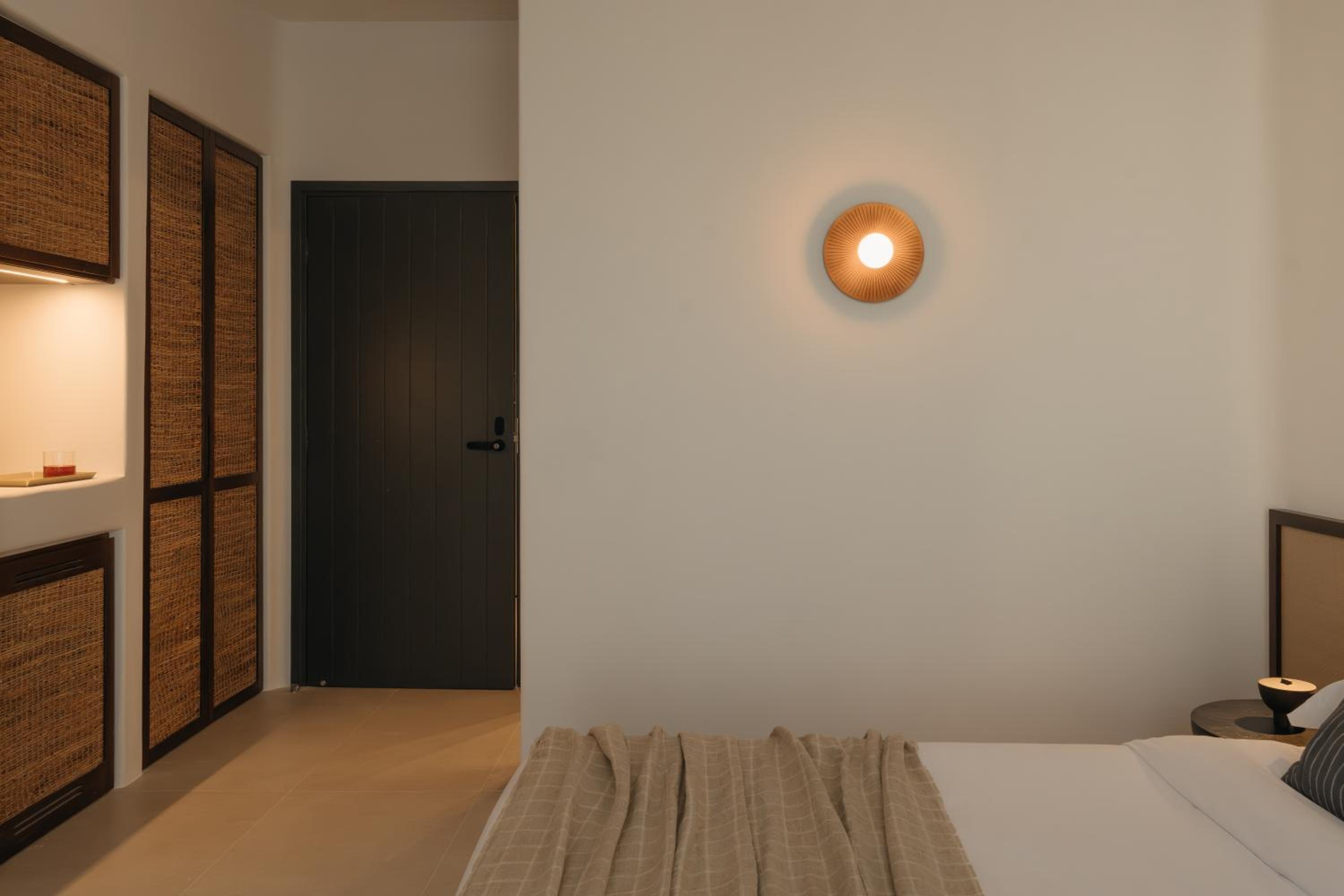 Deluxe Room with Sharing Pool and Sea View - Photo 9