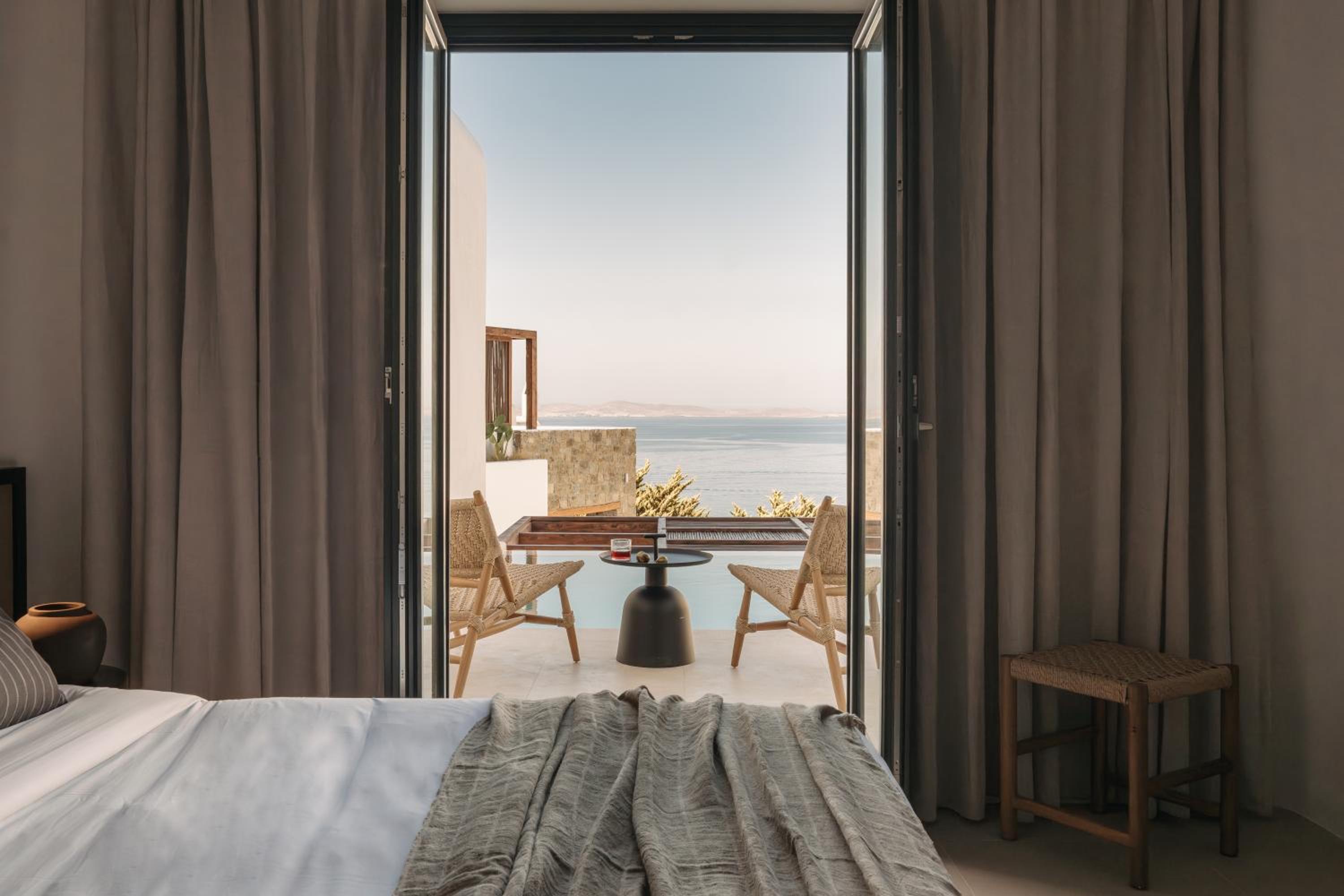 Deluxe Room with Sharing Pool and Sea View - Photo 13