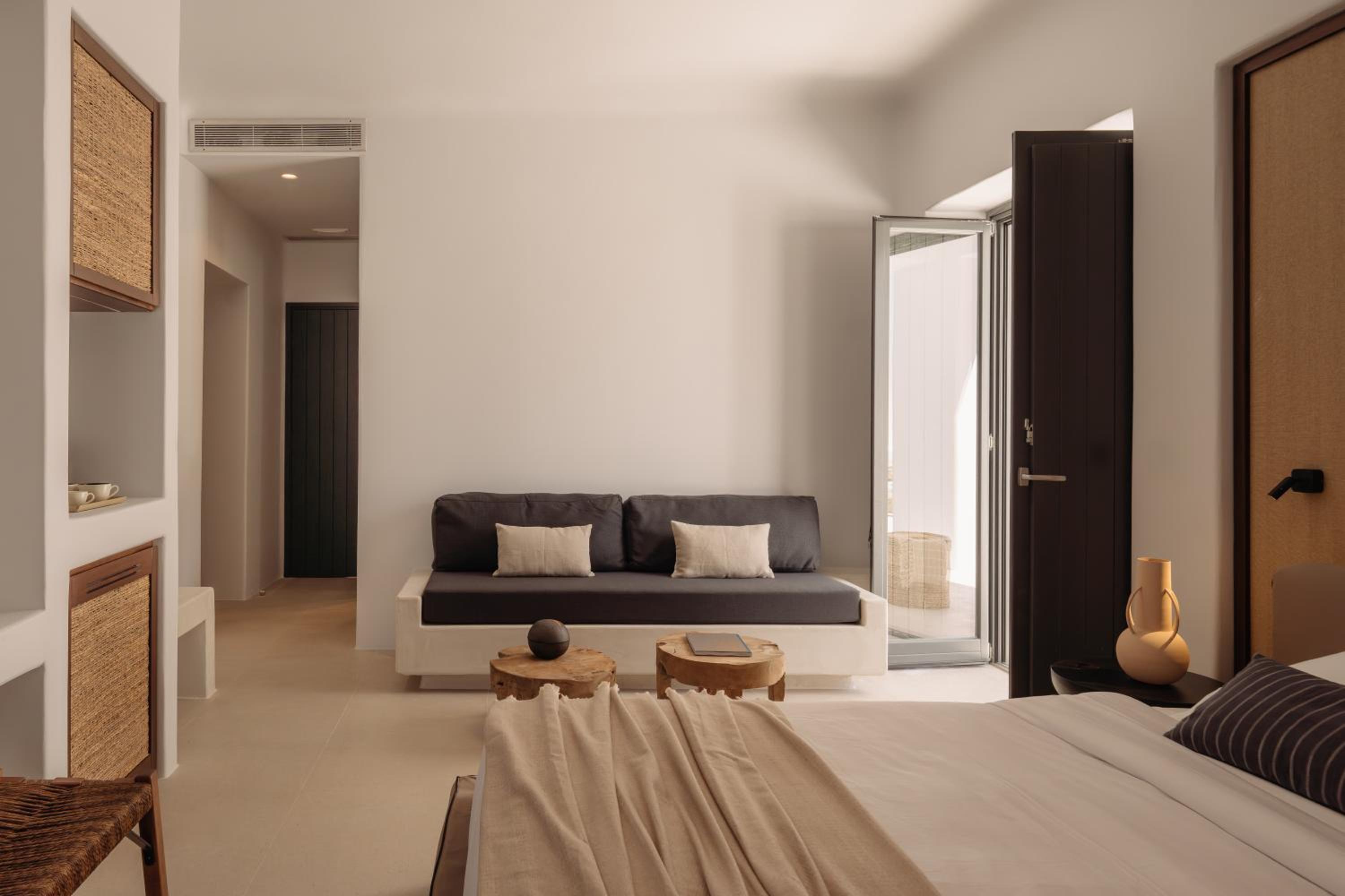 Deluxe Room with Sharing Pool and Sea View - Photo 1