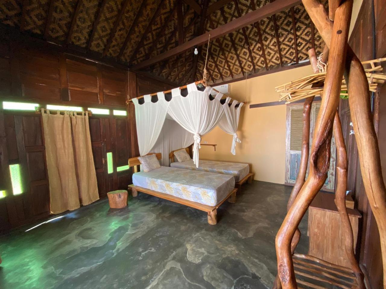 Deluxe Bungalow With Sea View
