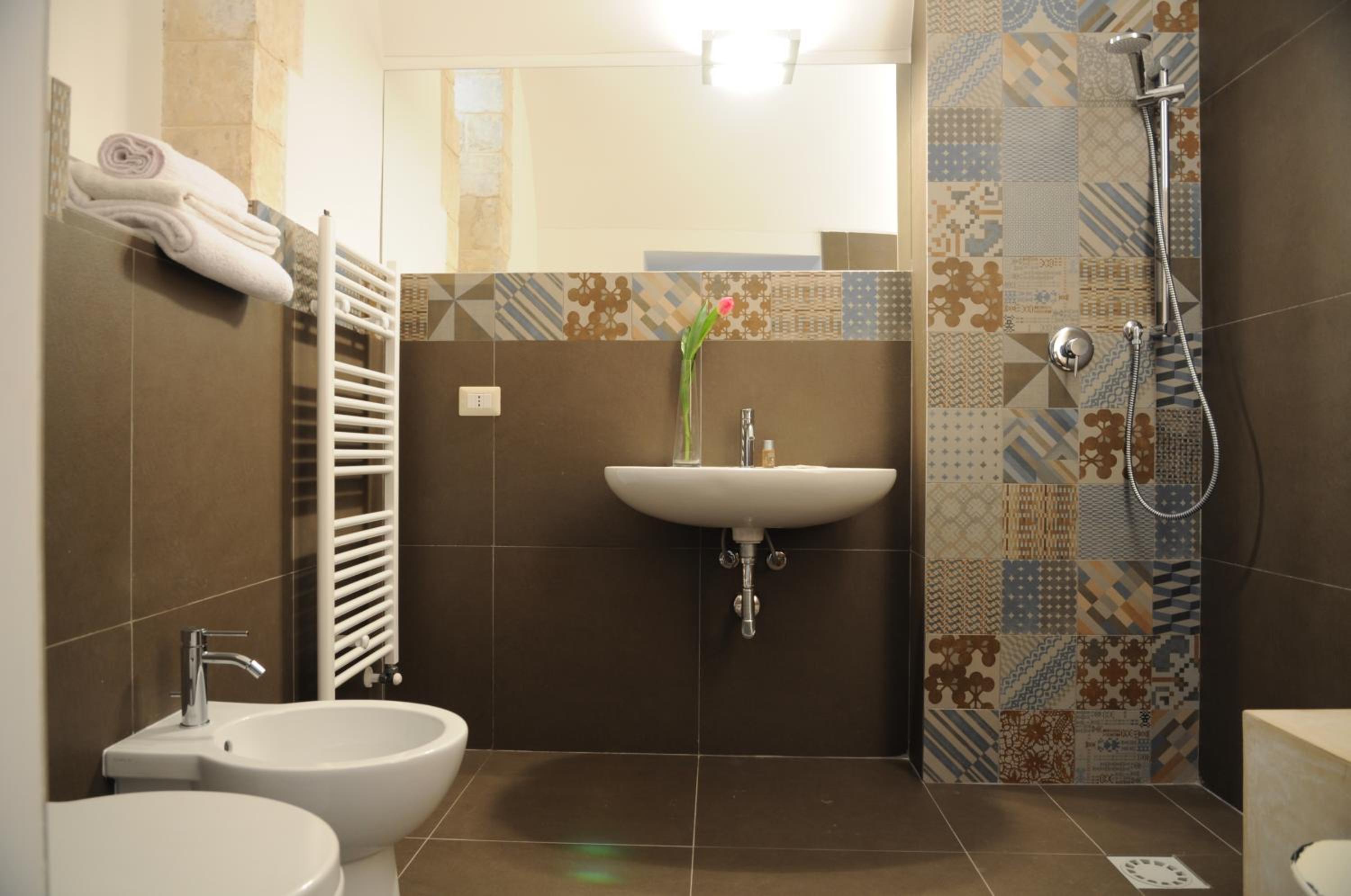 Standard Double or Twin Room photo 2