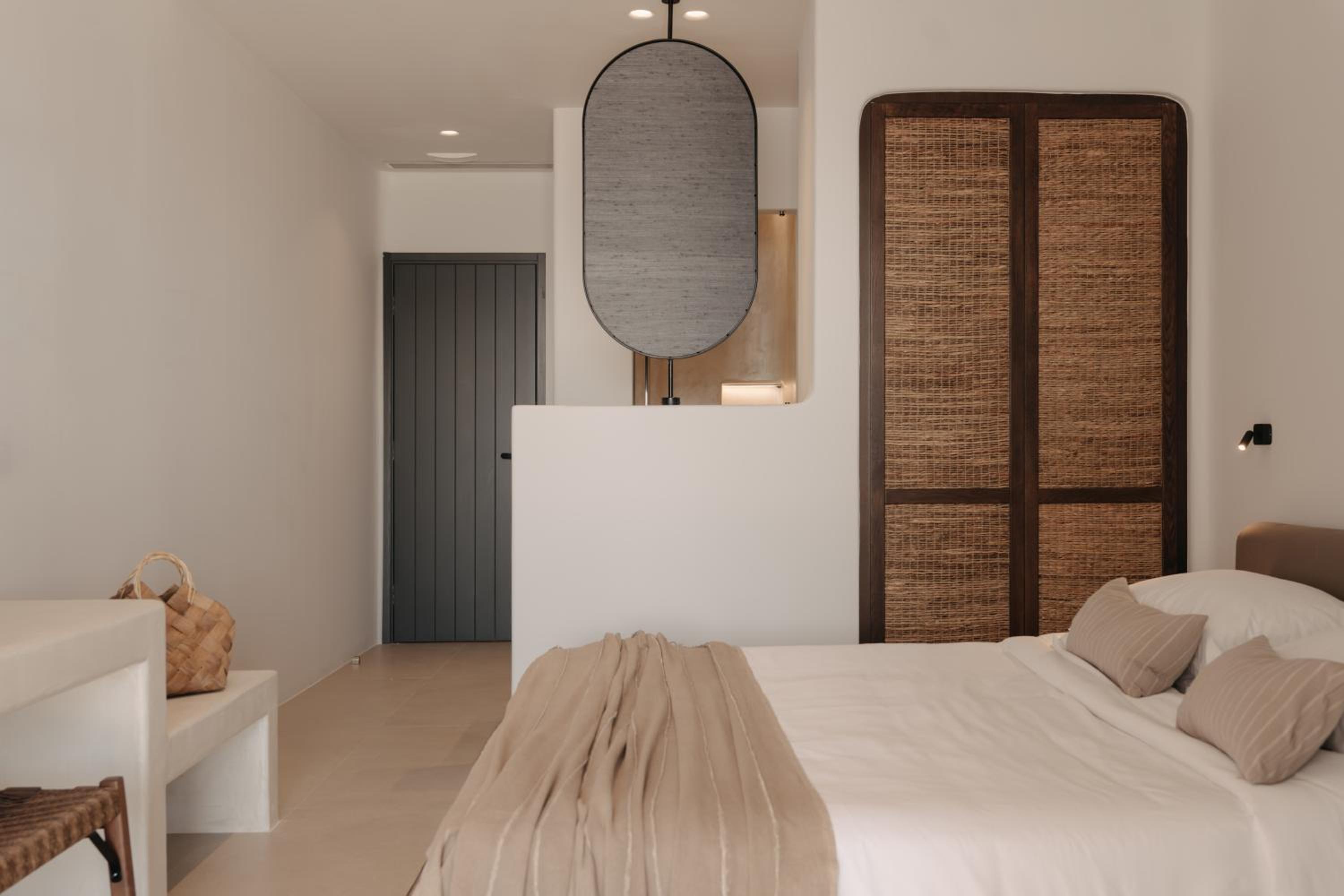 Junior Suite with Hot Tub and Sea View - Photo 3