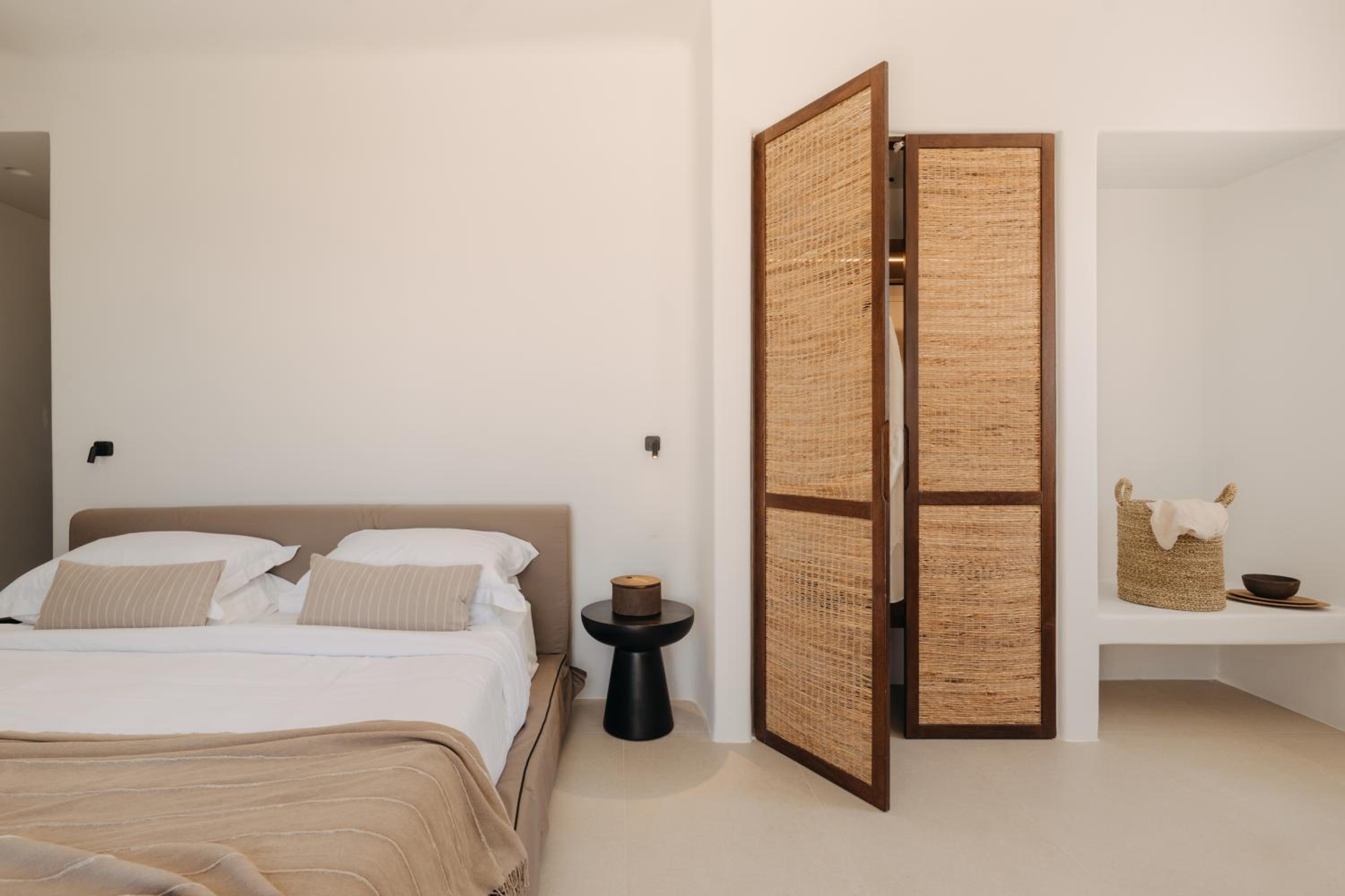Junior Suite with Hot Tub and Sea View - Photo 8