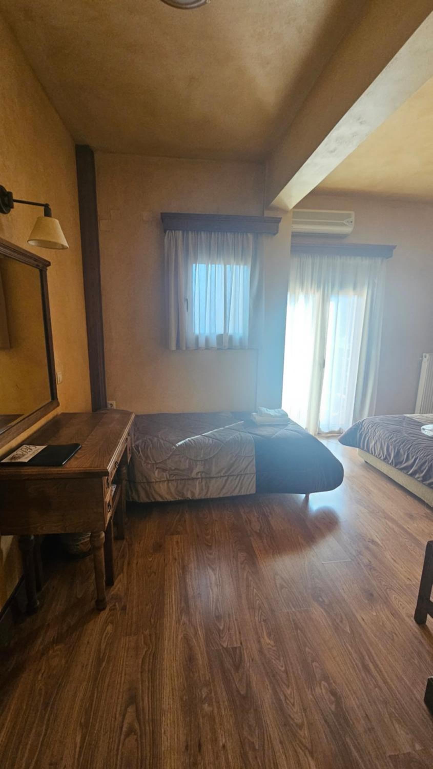 Classic Triple Room - Photo 8