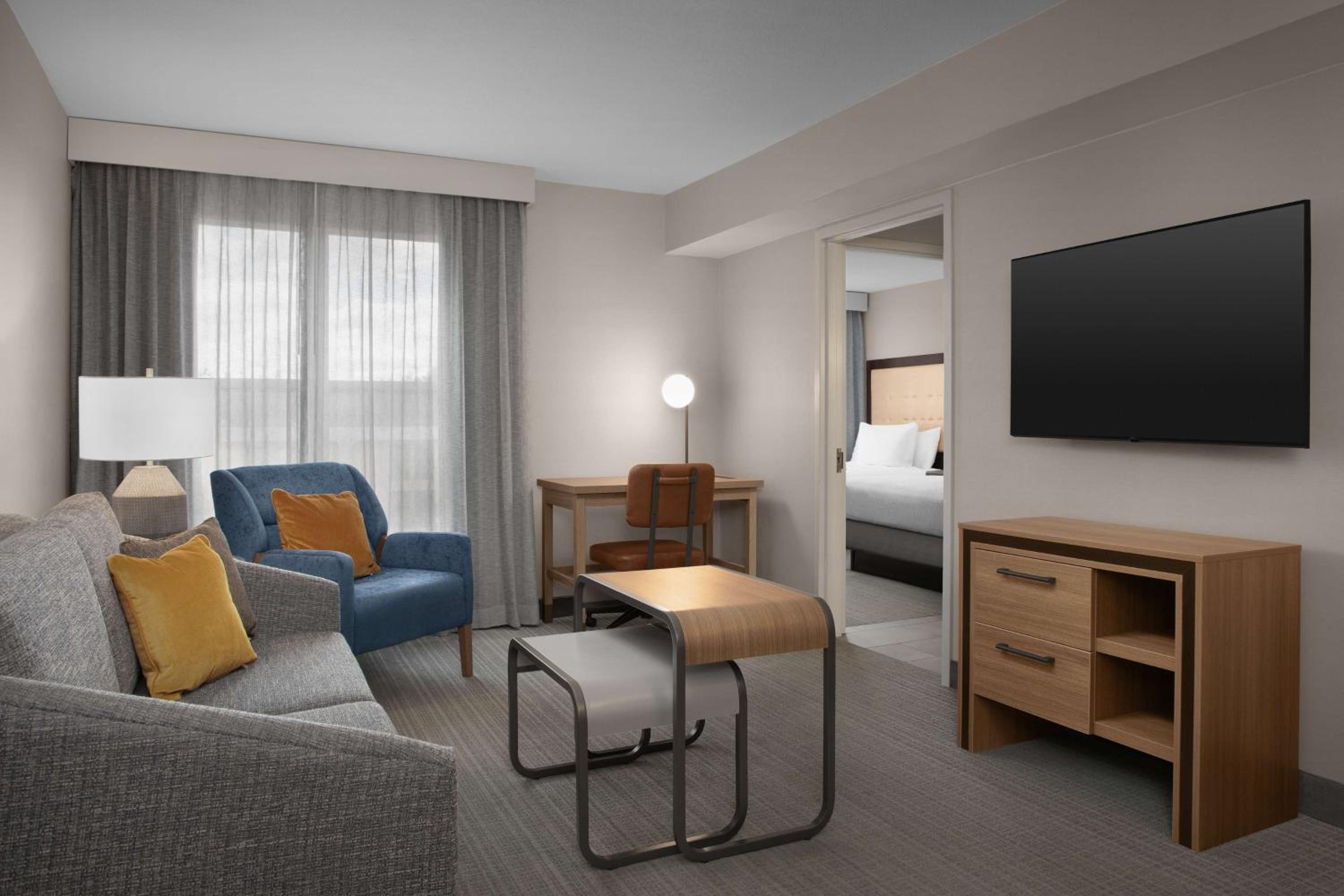 One-Bedroom Suite with Two Double Beds - Non-Smoking - Photo 4