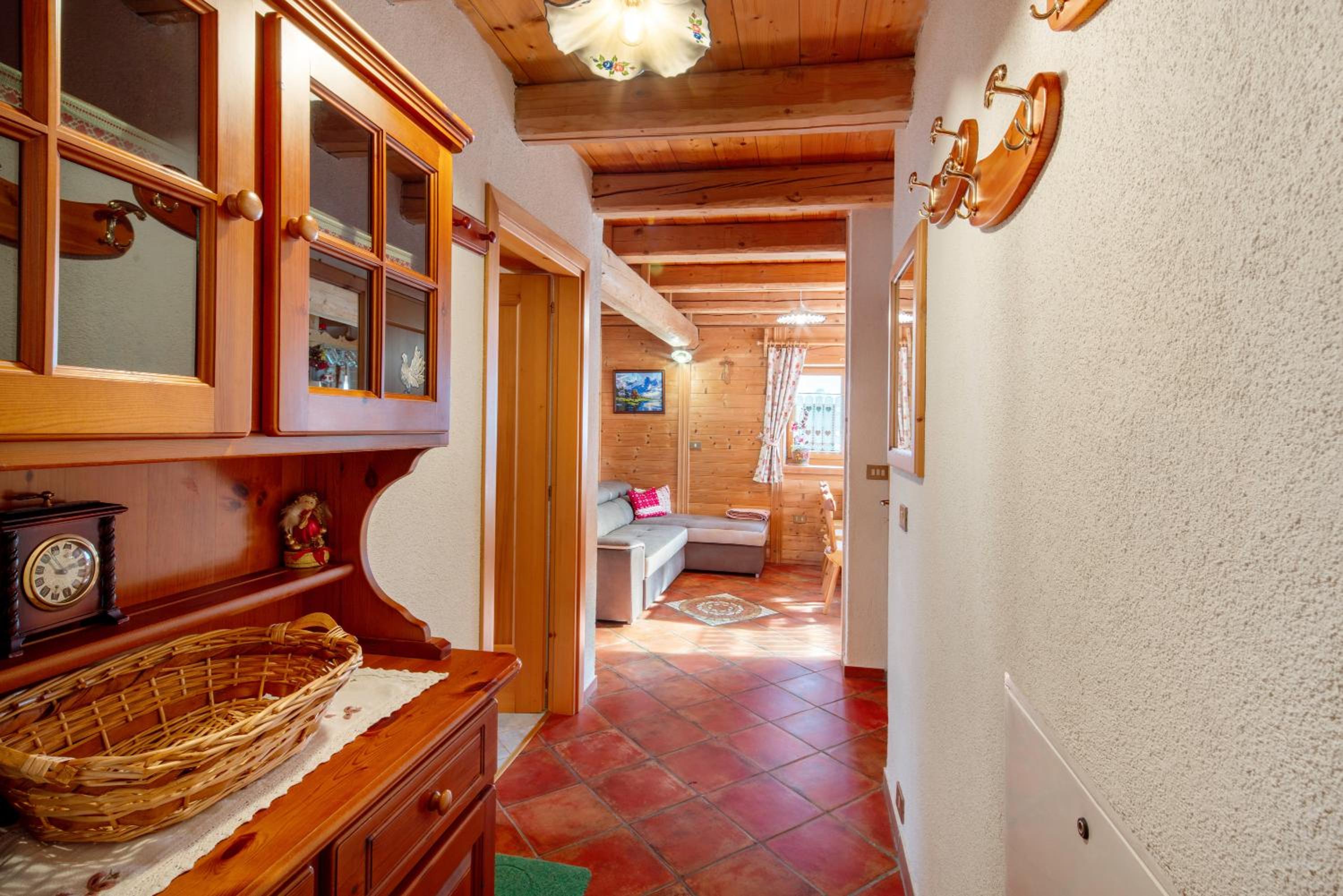 Two-Bedroom Deluxe Apartment with Garden View