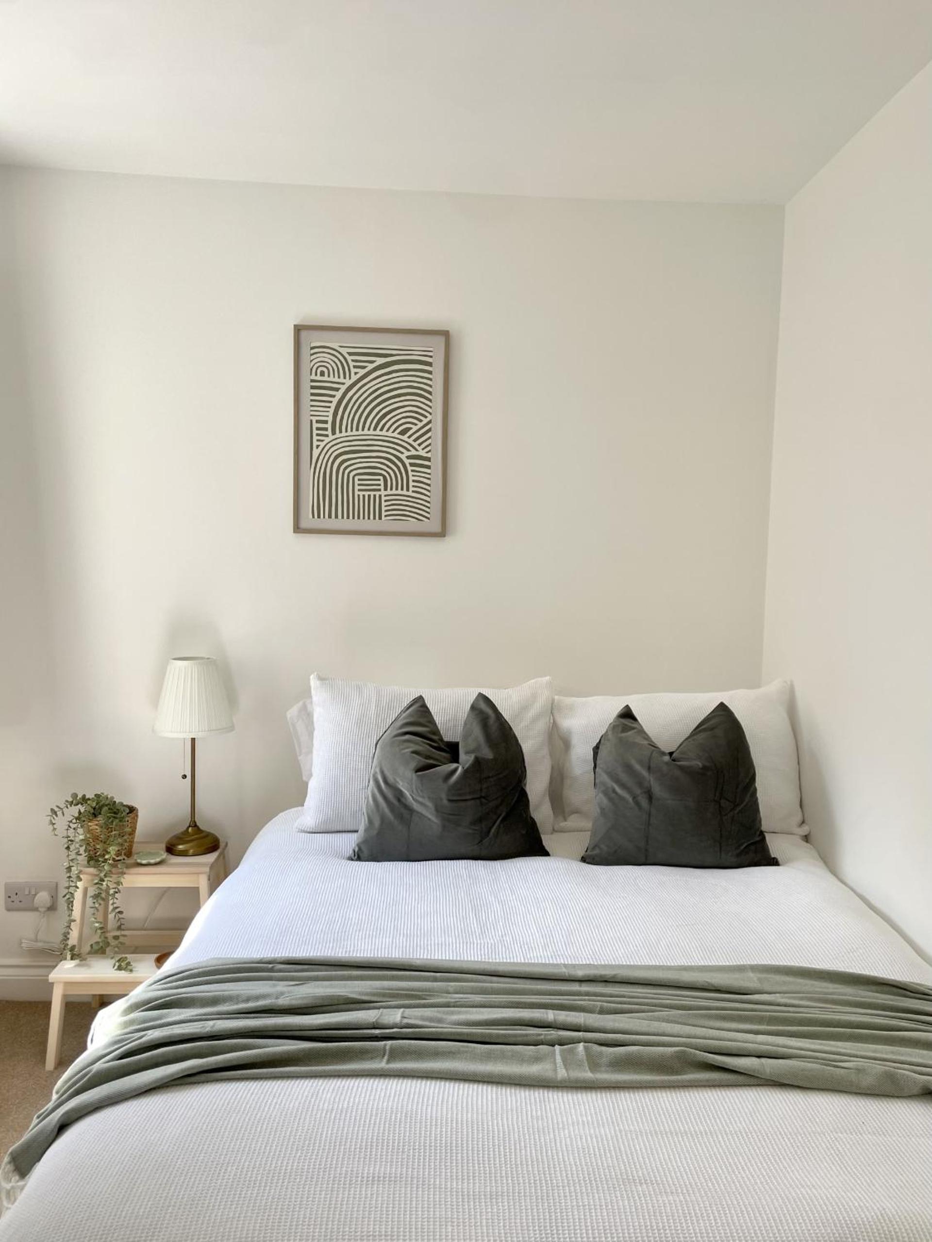 Two-Bedroom Apartment photo 3
