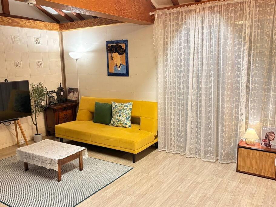 Four-Room Apartment photo 3