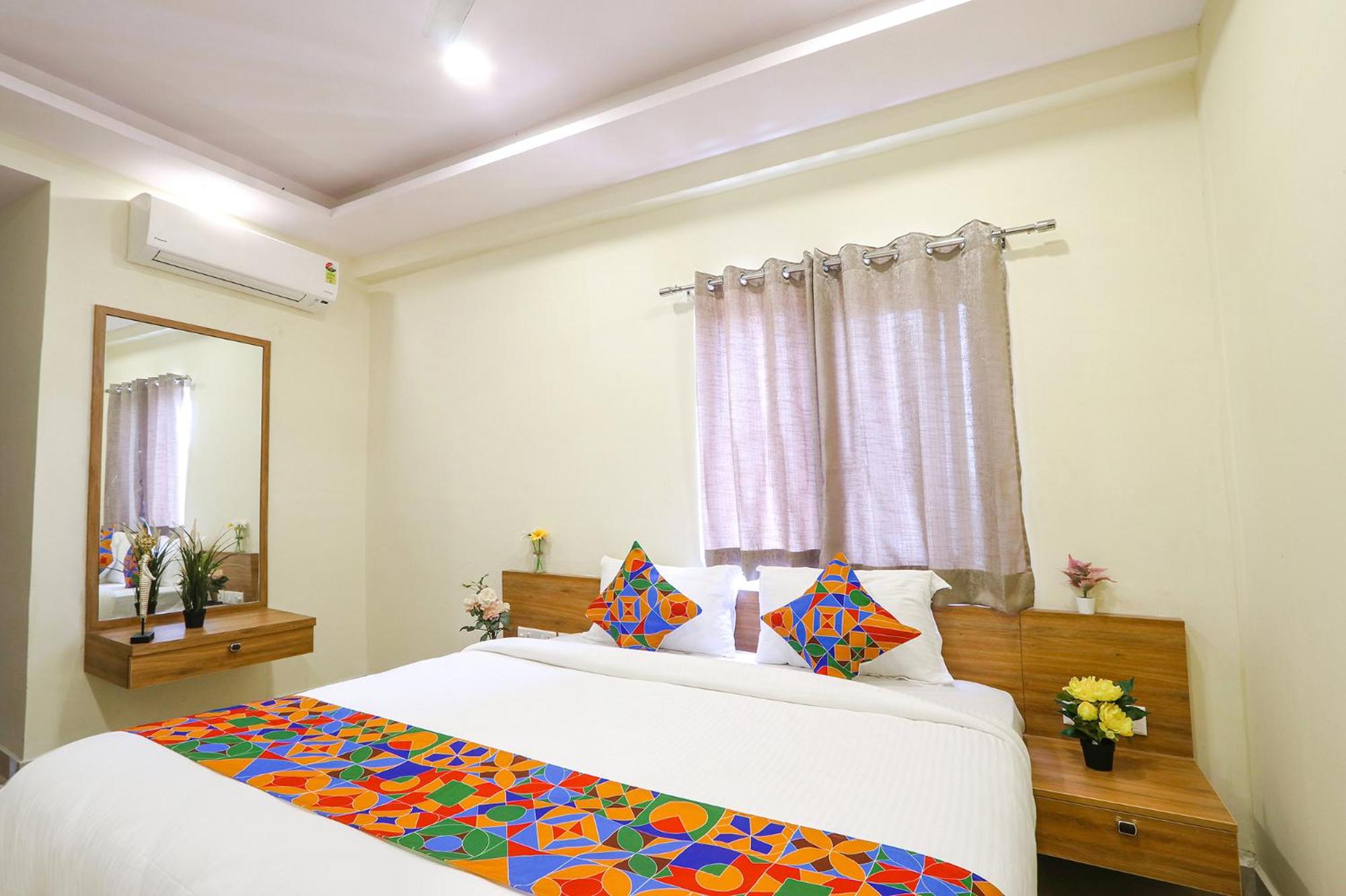 Deluxe Room - Photo 4