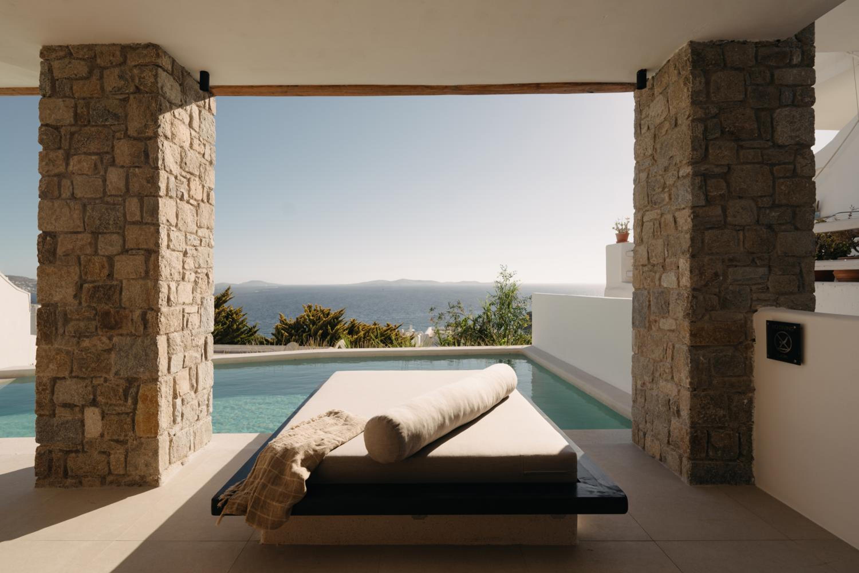 Premier Suite with Private Pool and Sea View photo 3