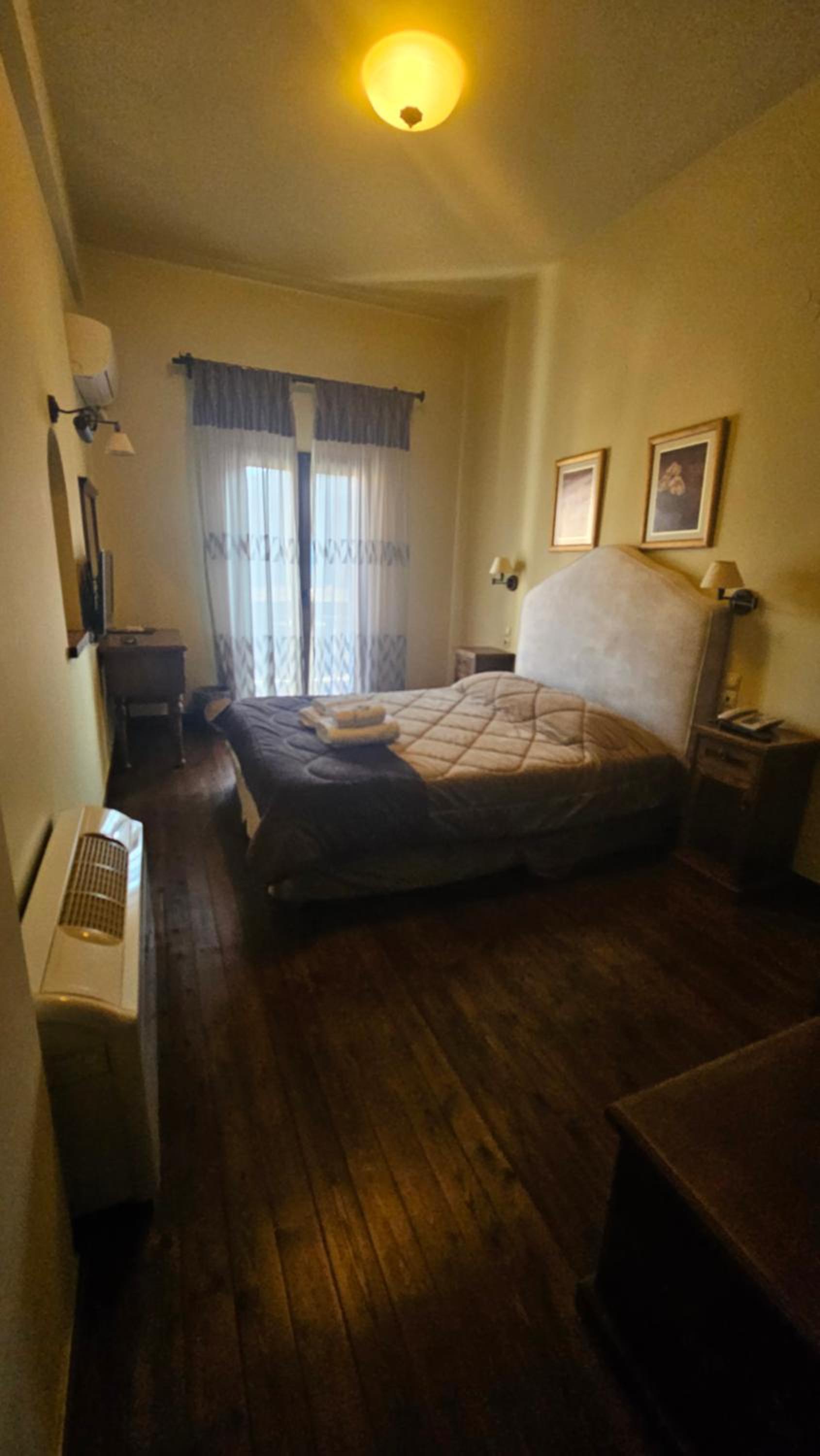 Standard Double Room - Photo 14