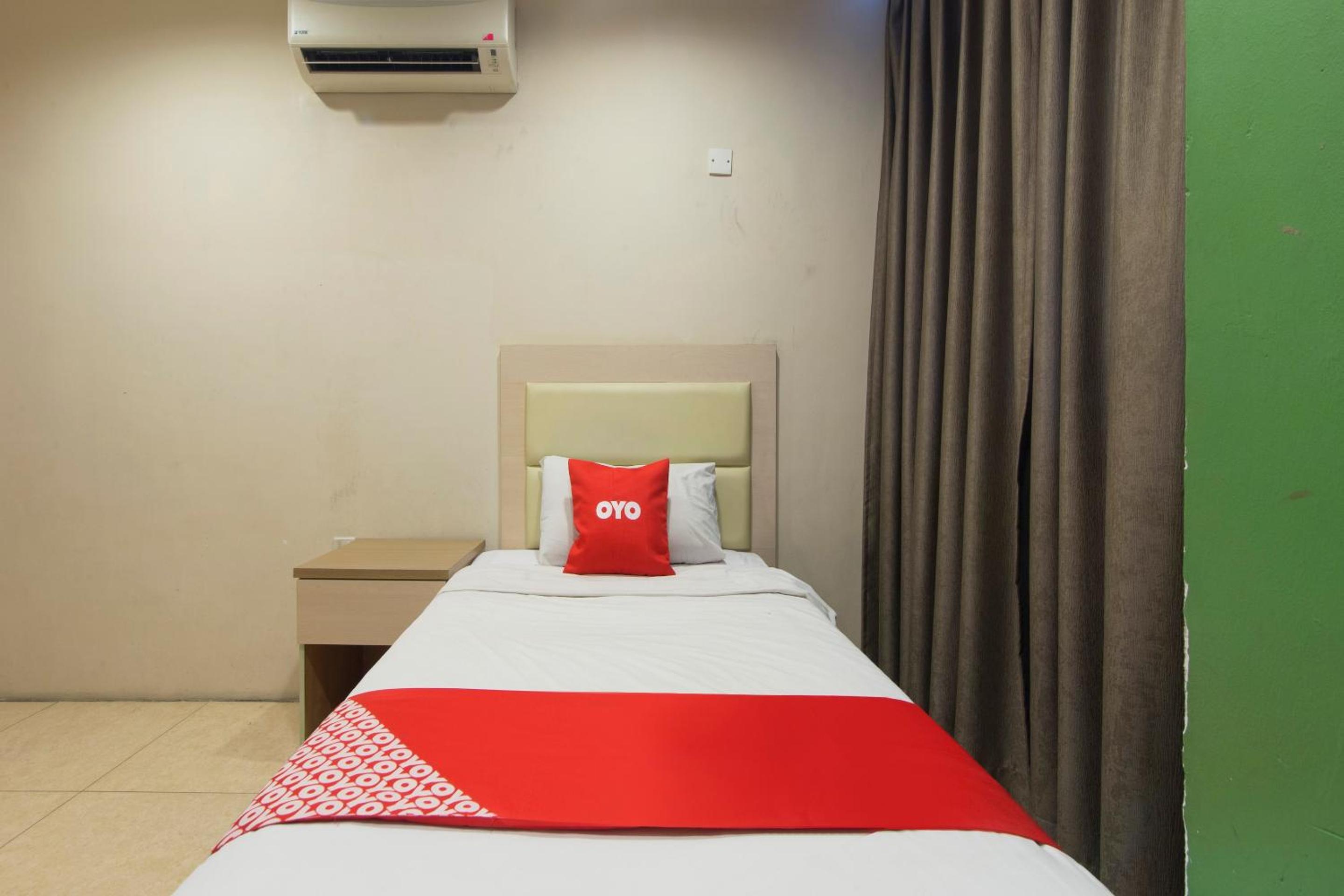 Standard Single Room - Photo 2