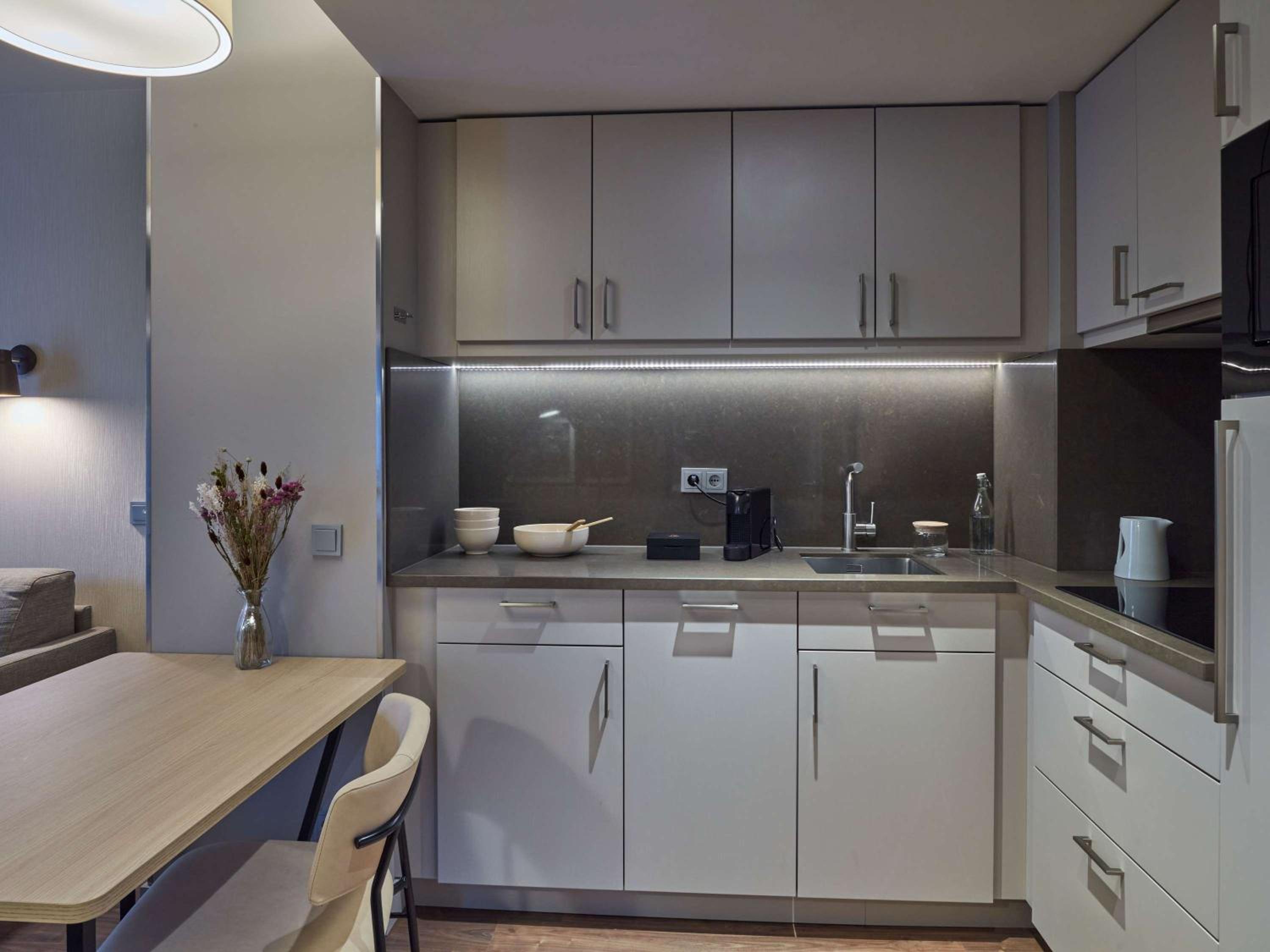 One-Bedroom Apartment for 4 Adults thumbnail 5