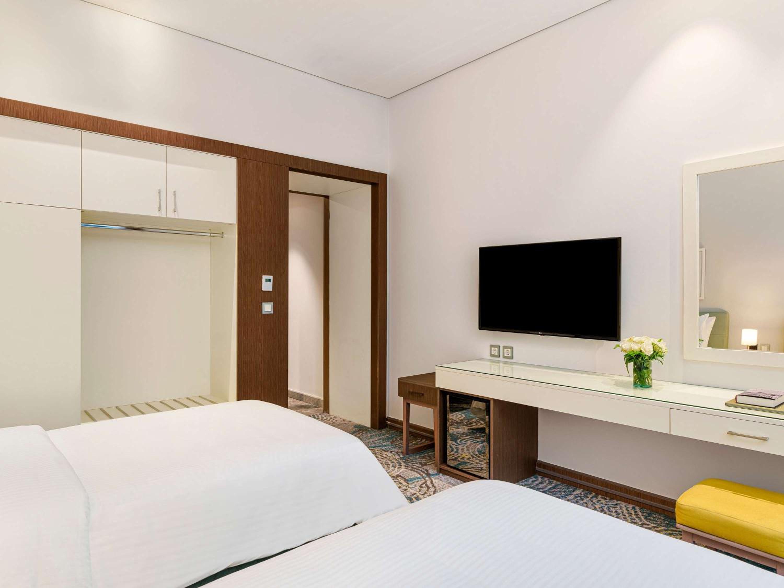 Club Superior Room Twin Beds Adults Only