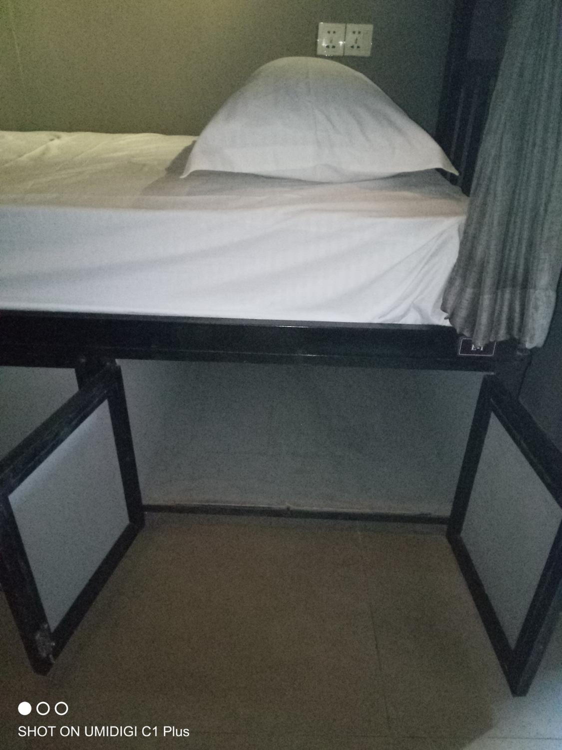 Bunk Bed in Mixed Dormitory Room photo 2
