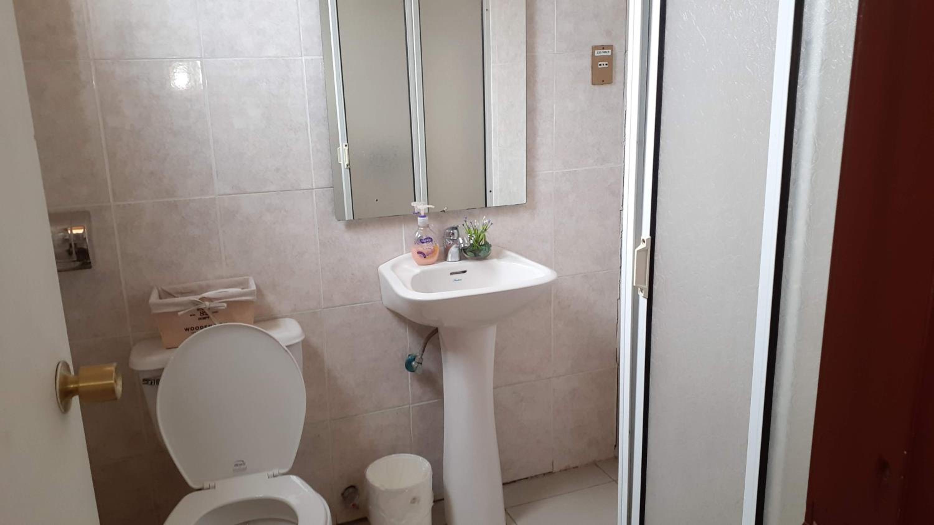Quadruple Room with Bathroom photo 2