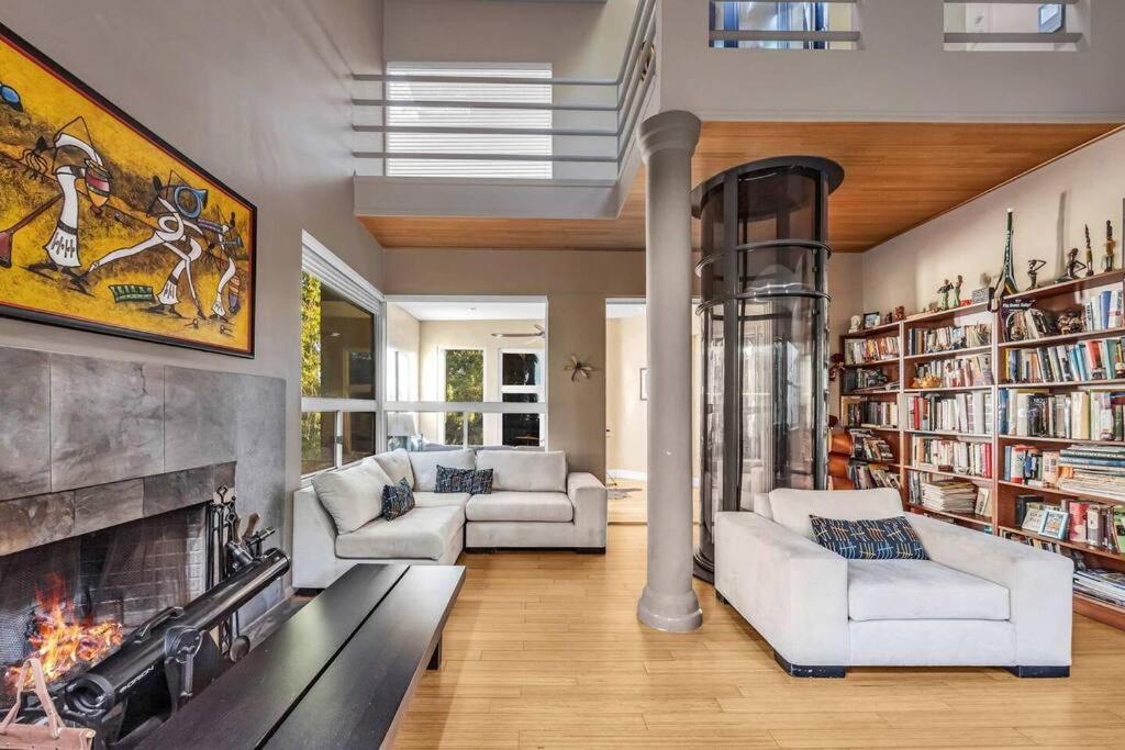 Villa photo 1