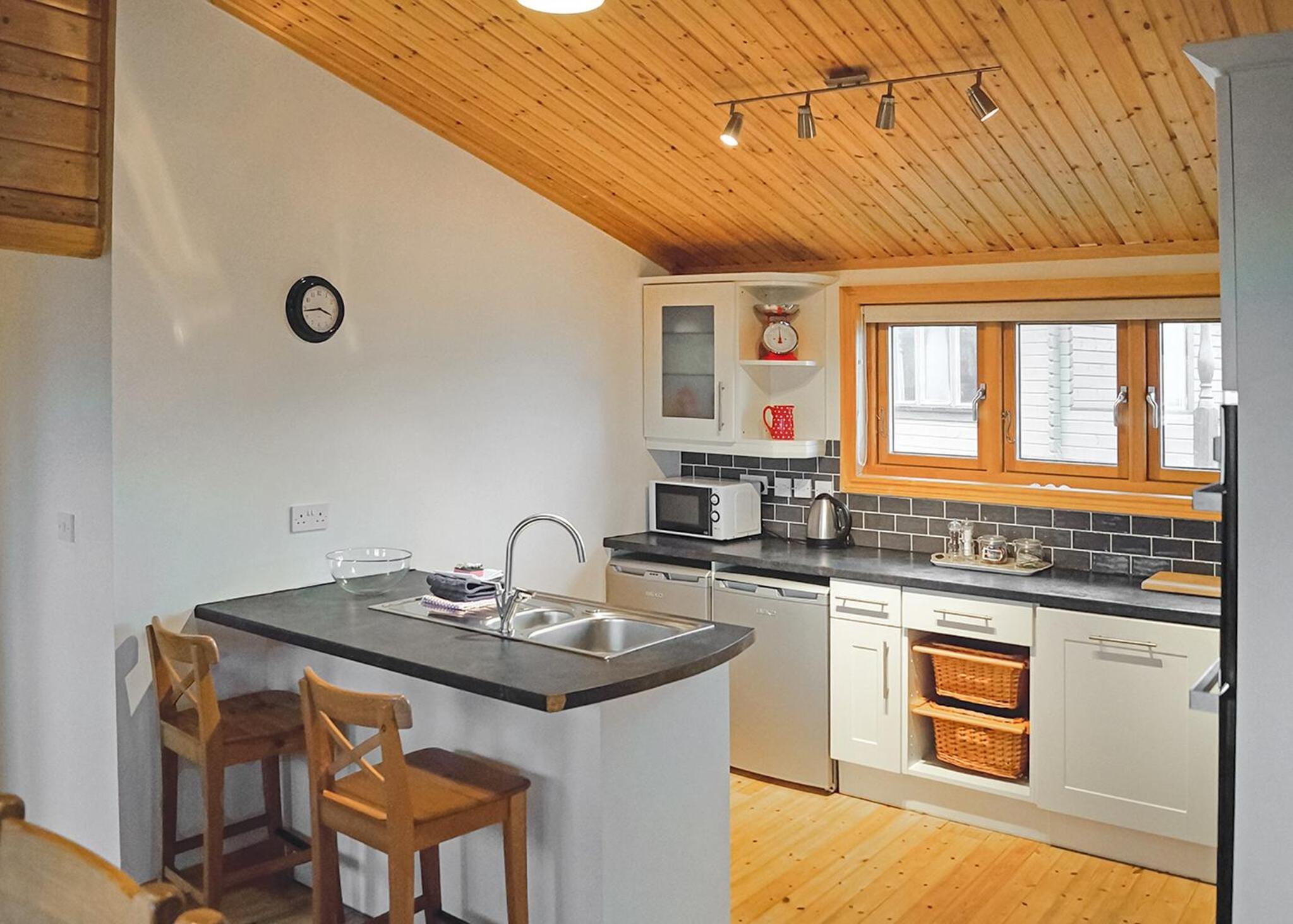 Two-Bedroom House photo 2