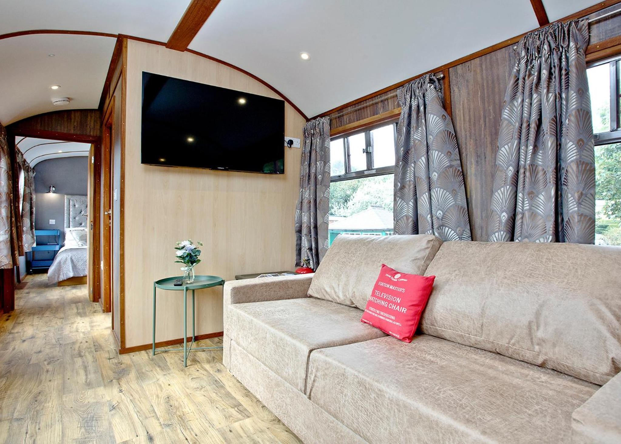 Three-Bedroom House 4 photo 1