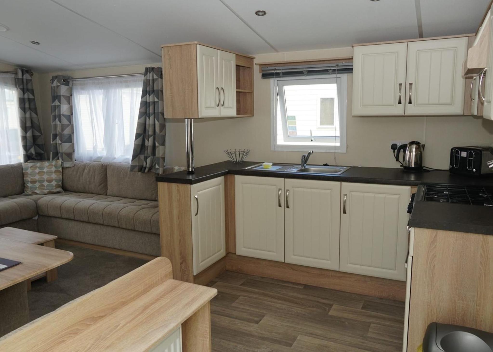 Three-Bedroom Mobile Home photo 2