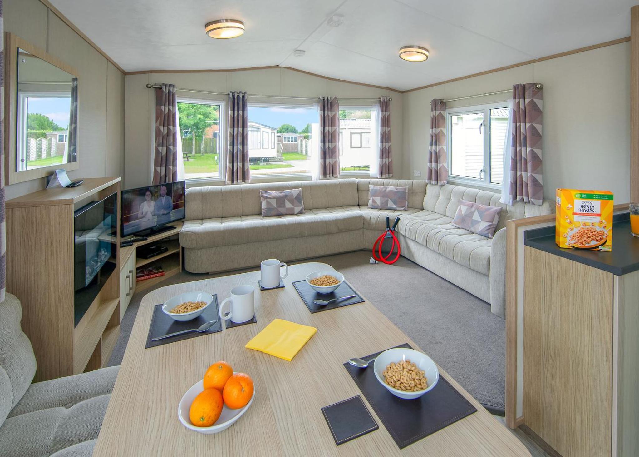 Mobile Home 3 photo 3