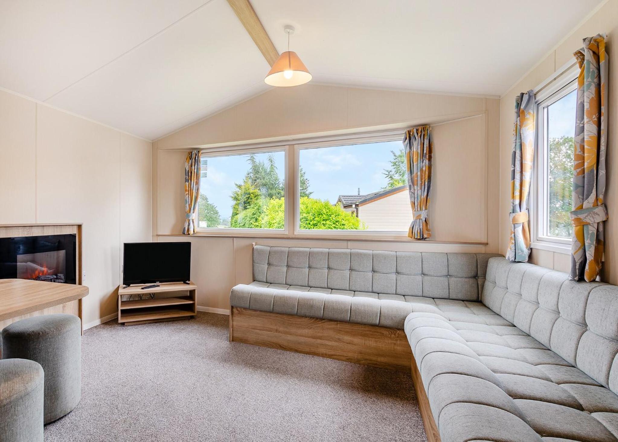 Two-Bedroom Mobile Home photo 1